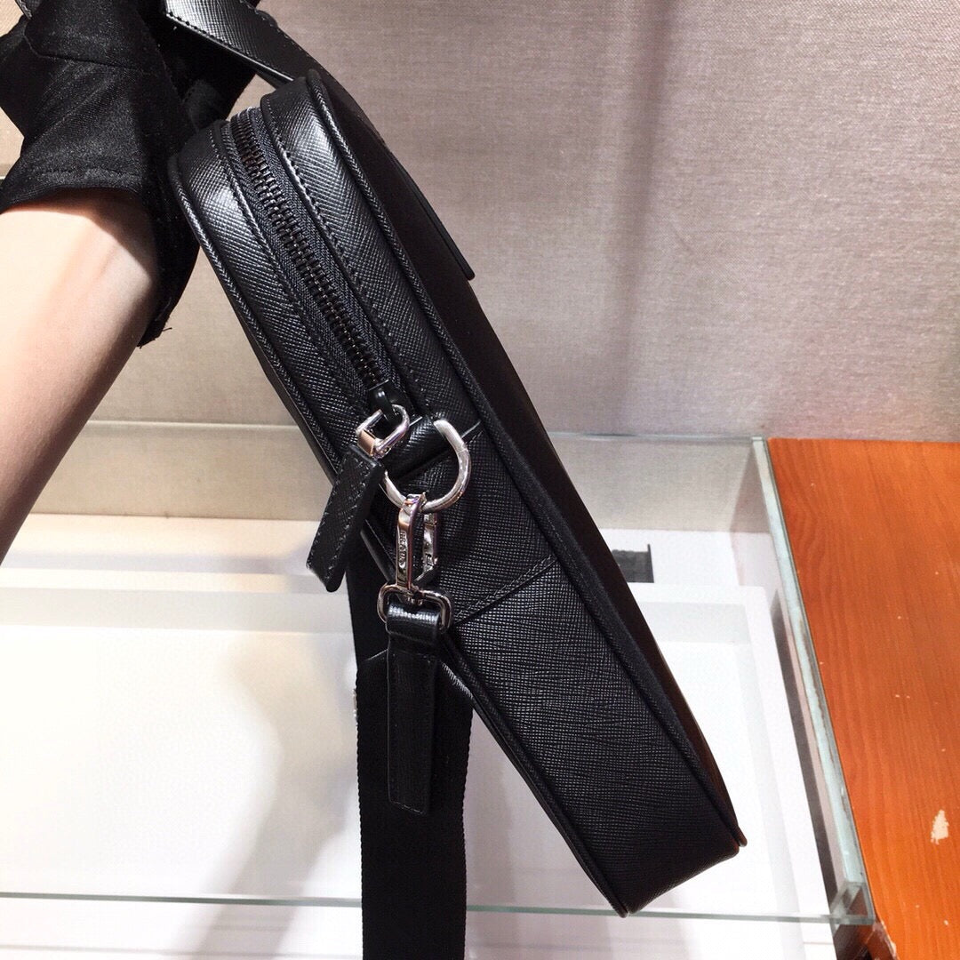 Black Bag - Size: 36-28-4