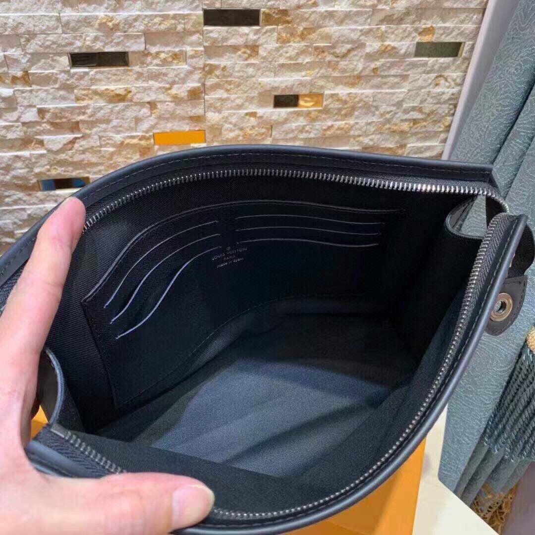 Bolso negro