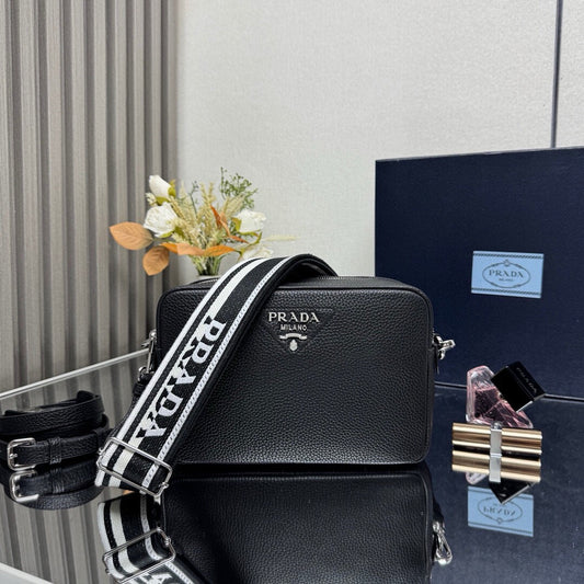 Schwarze Tasche