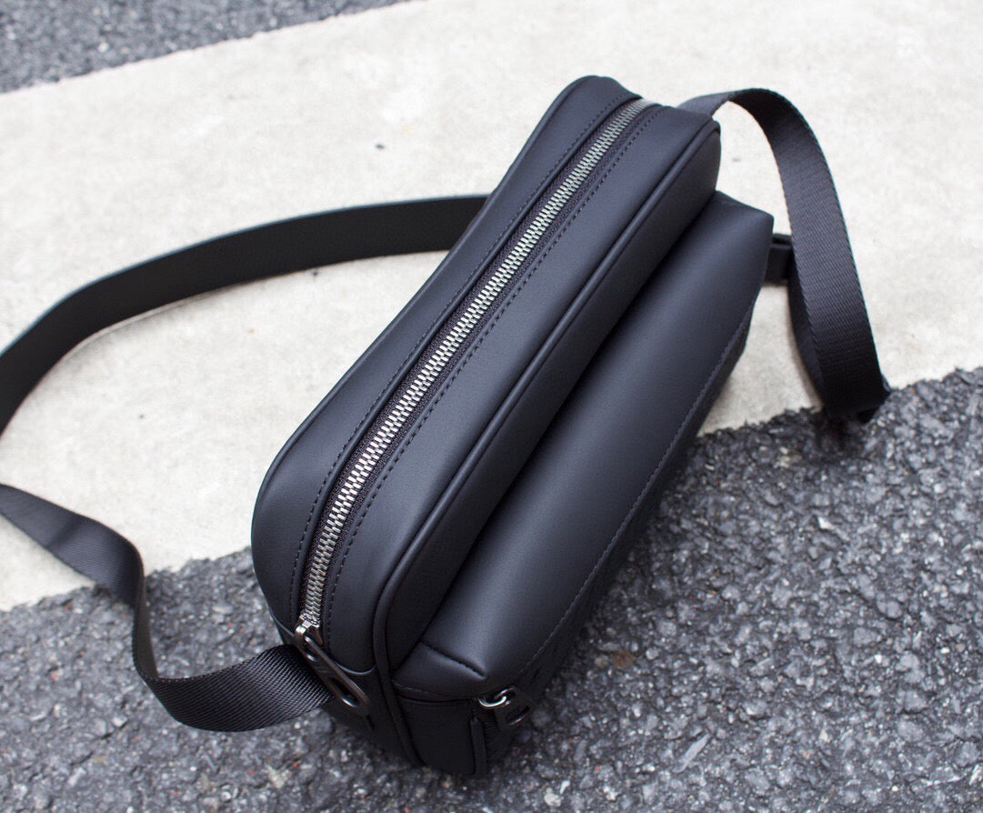 Schwarze Tasche
