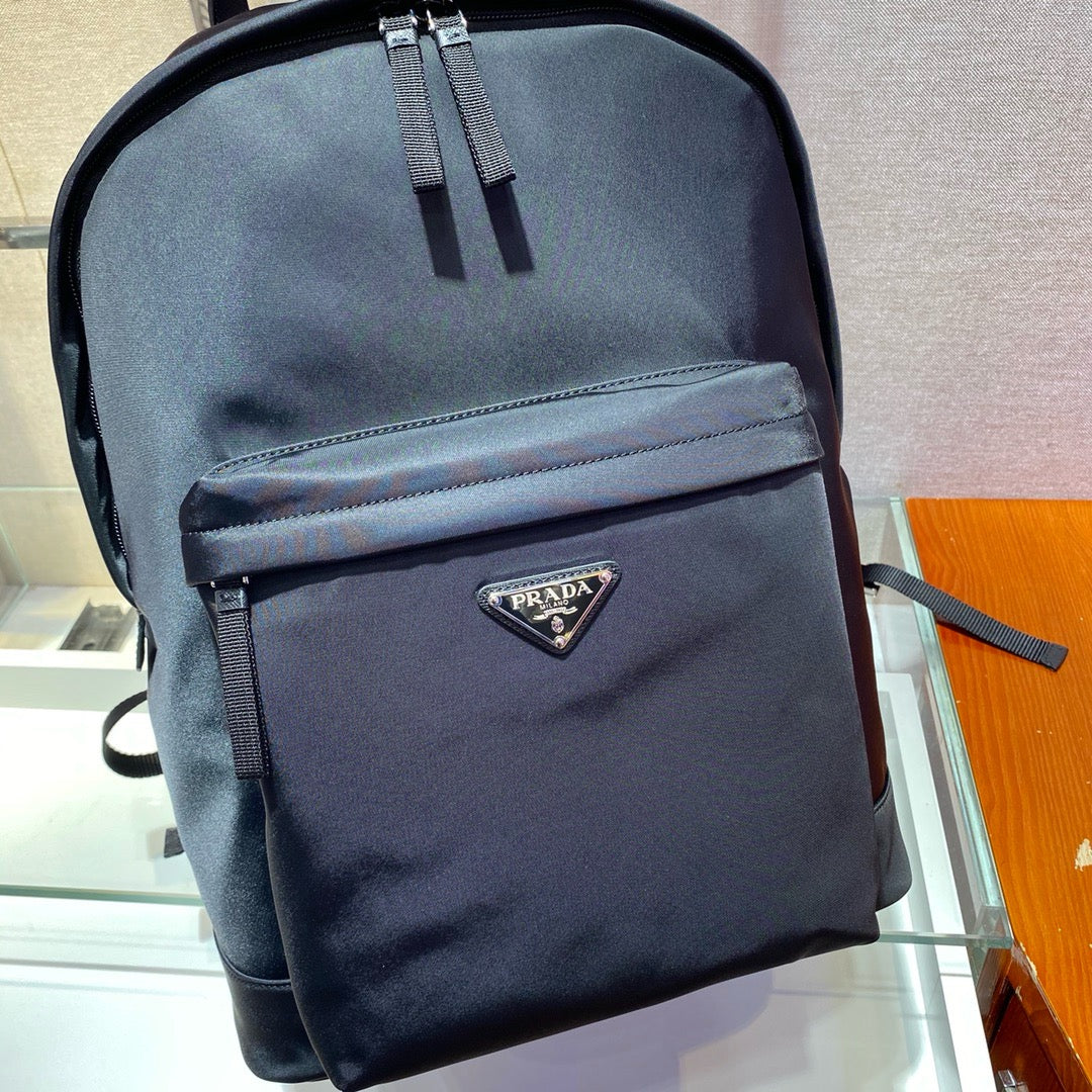 Schwarze Tasche