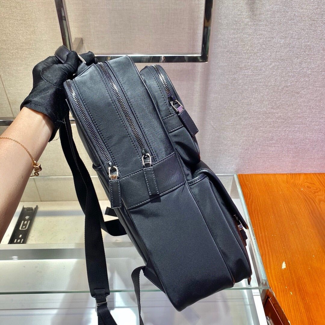 Bolso negro