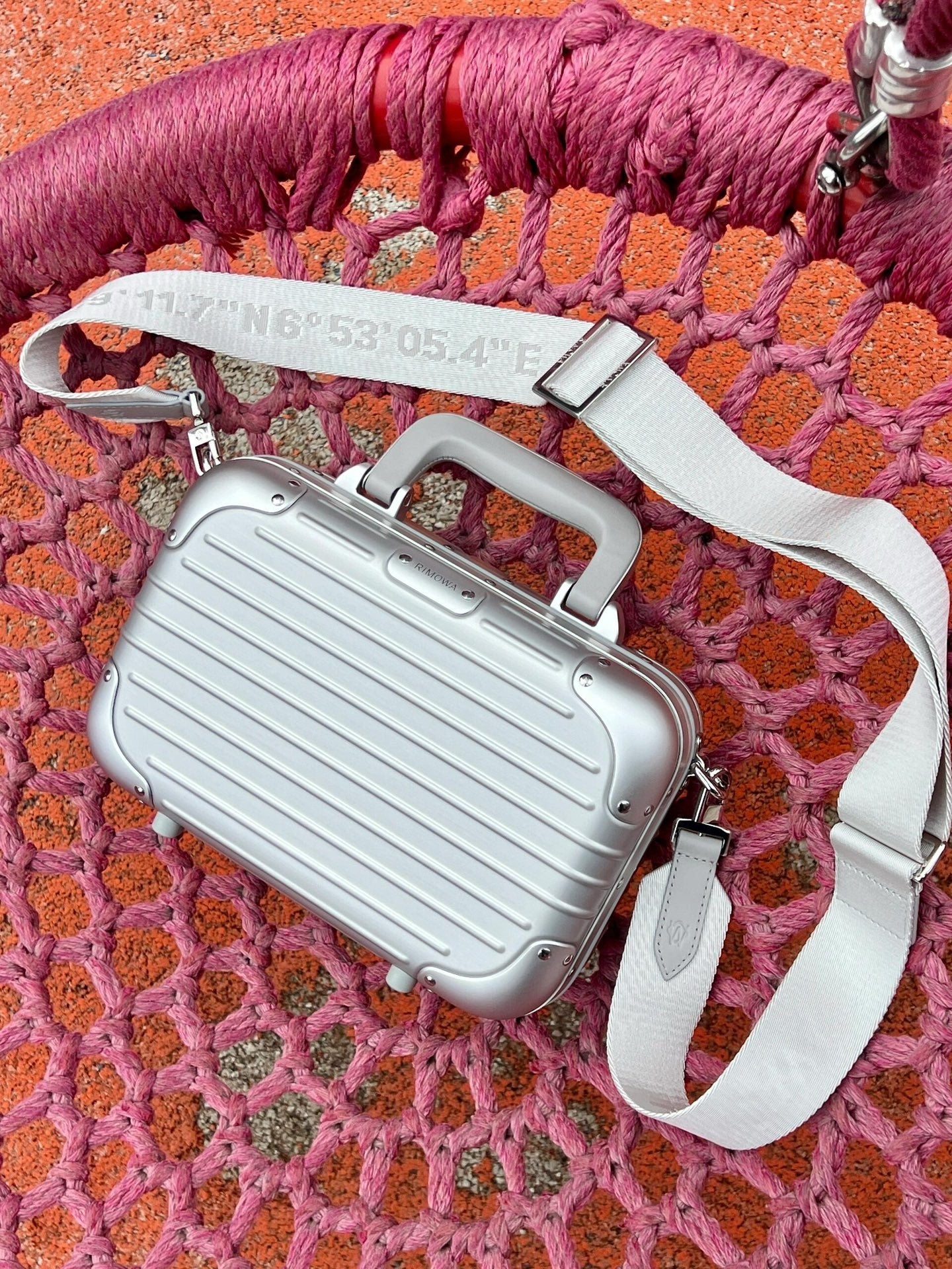 Mehrfarbige Tasche