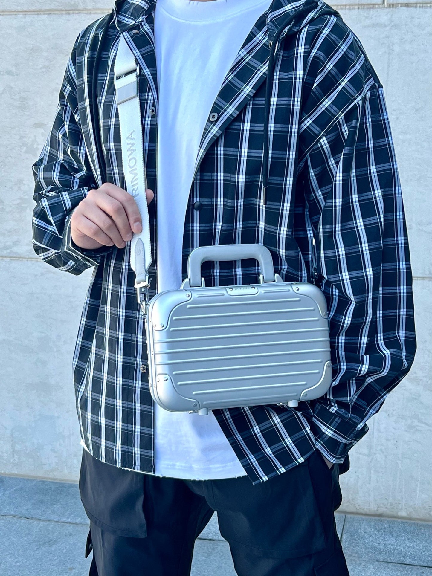 Mehrfarbige Tasche