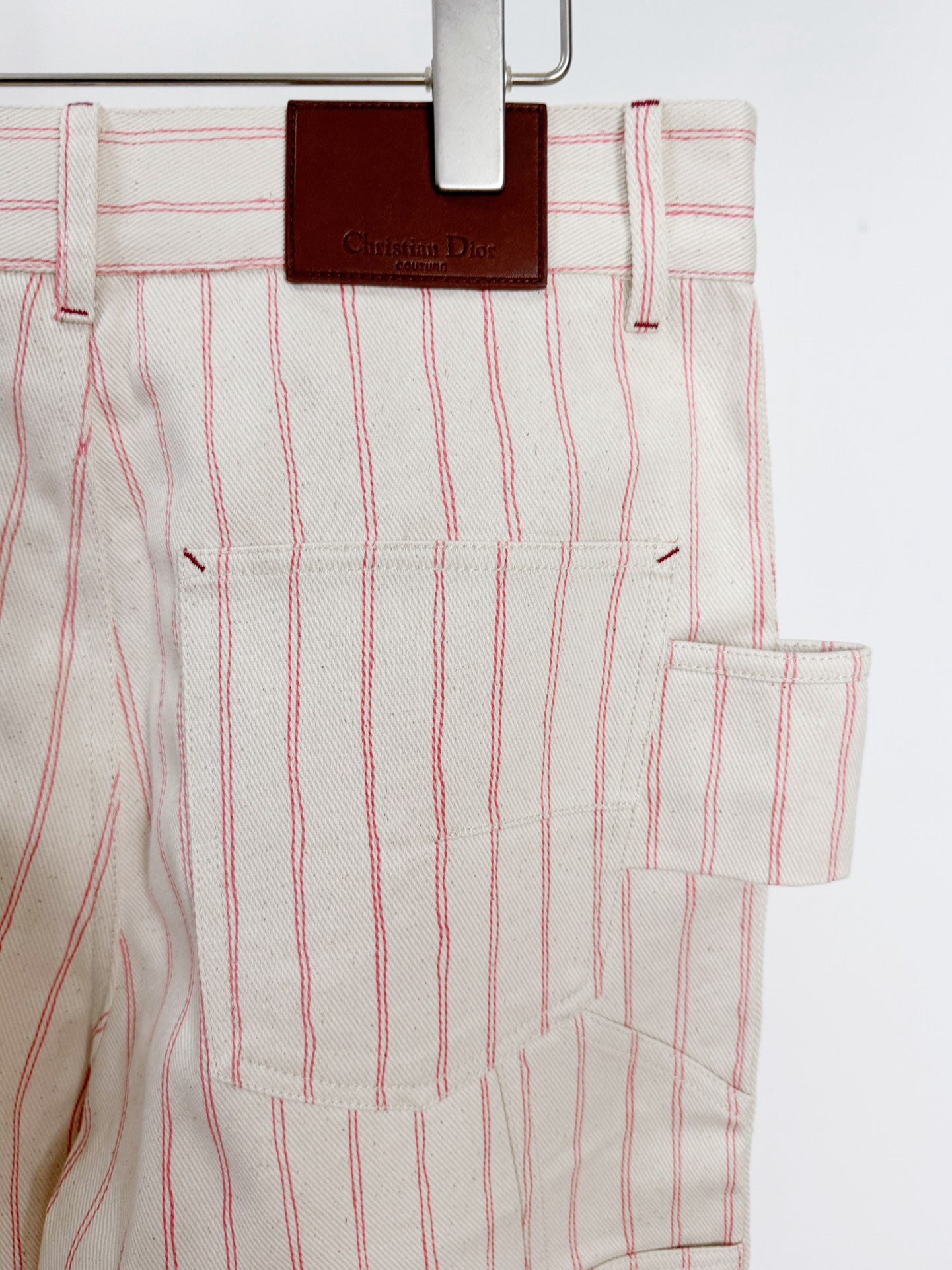 Pantalón rojo albaricoque