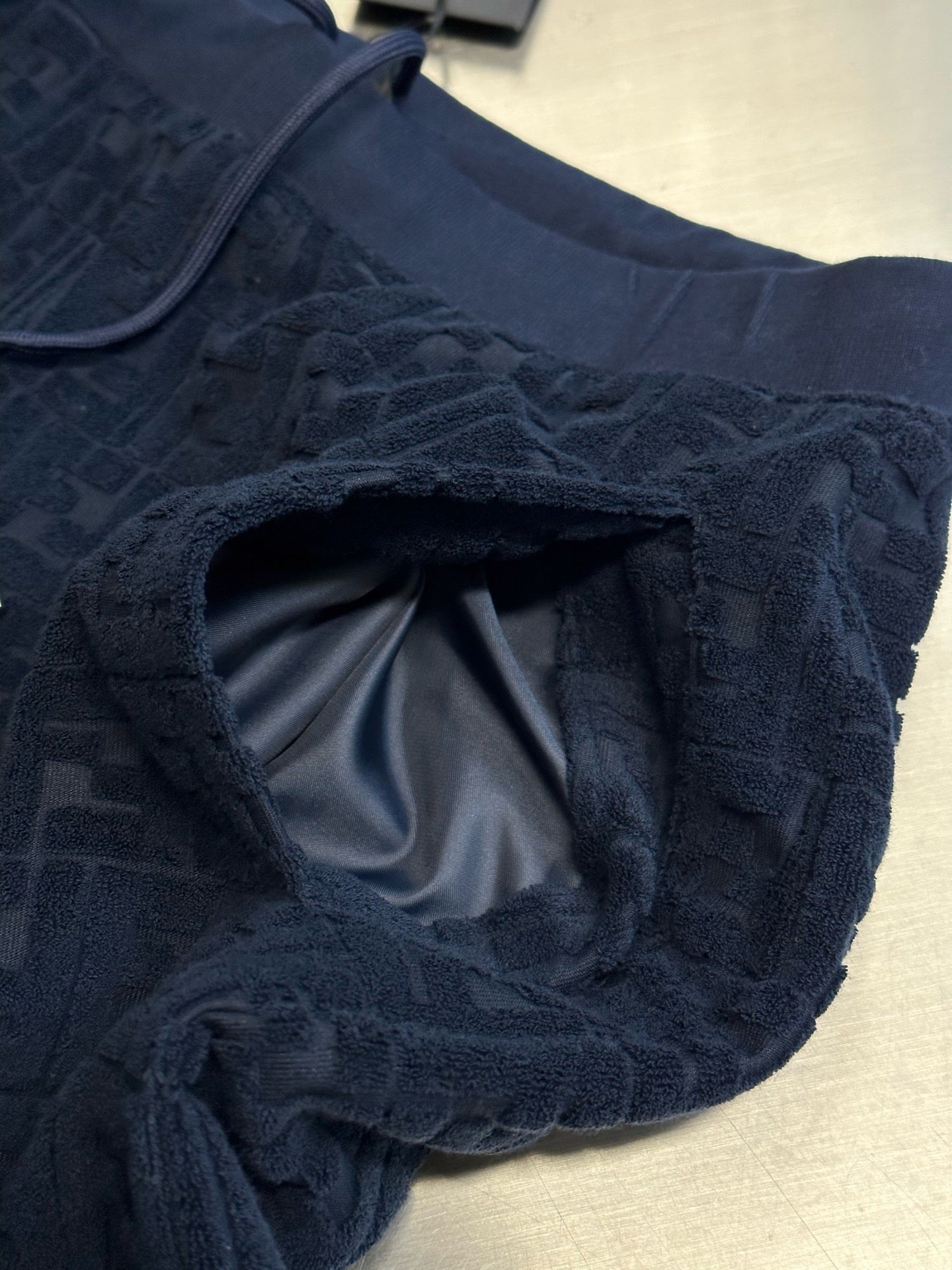 Pantalón corto azul oscuro