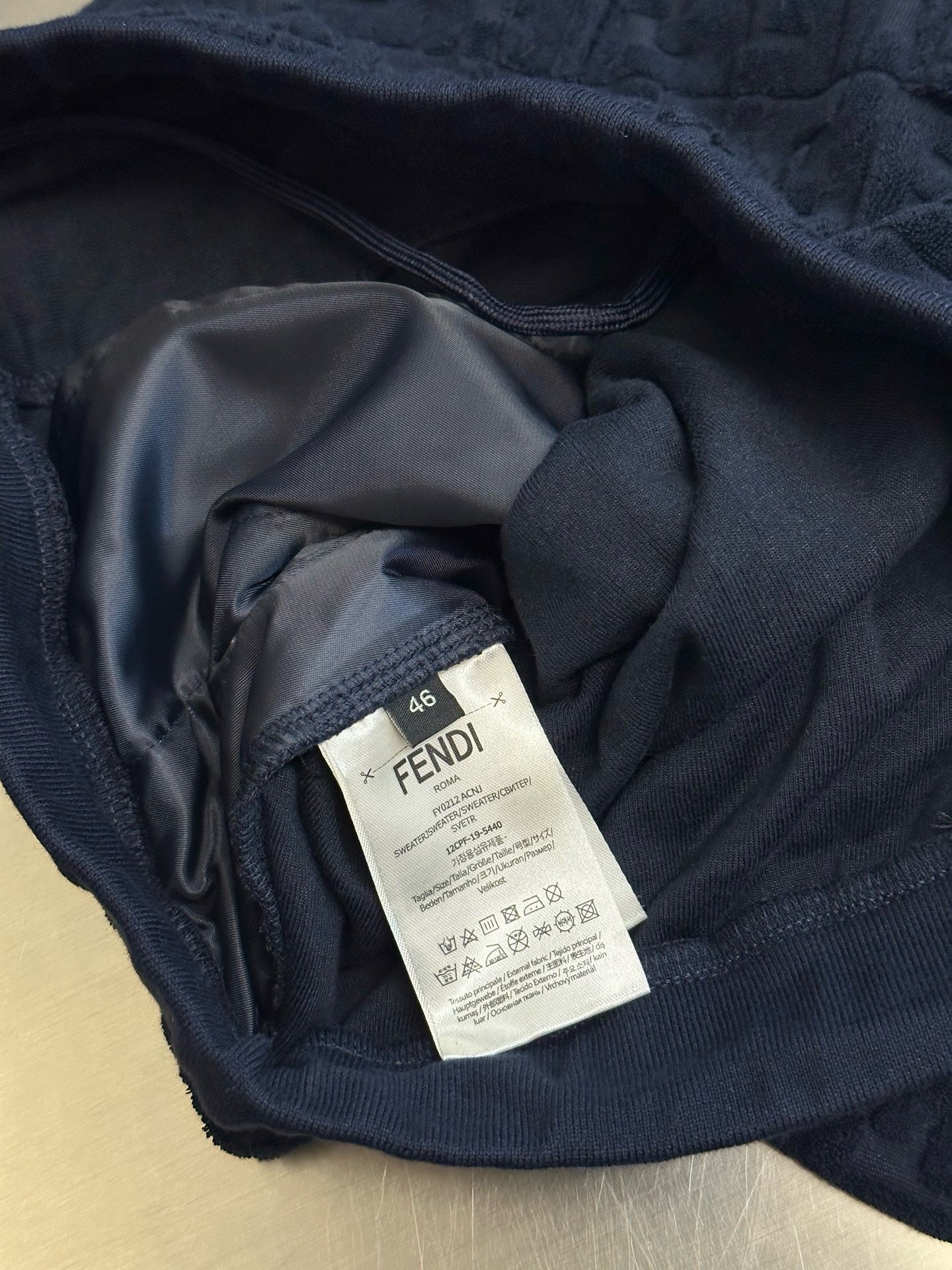 Pantalón corto azul oscuro