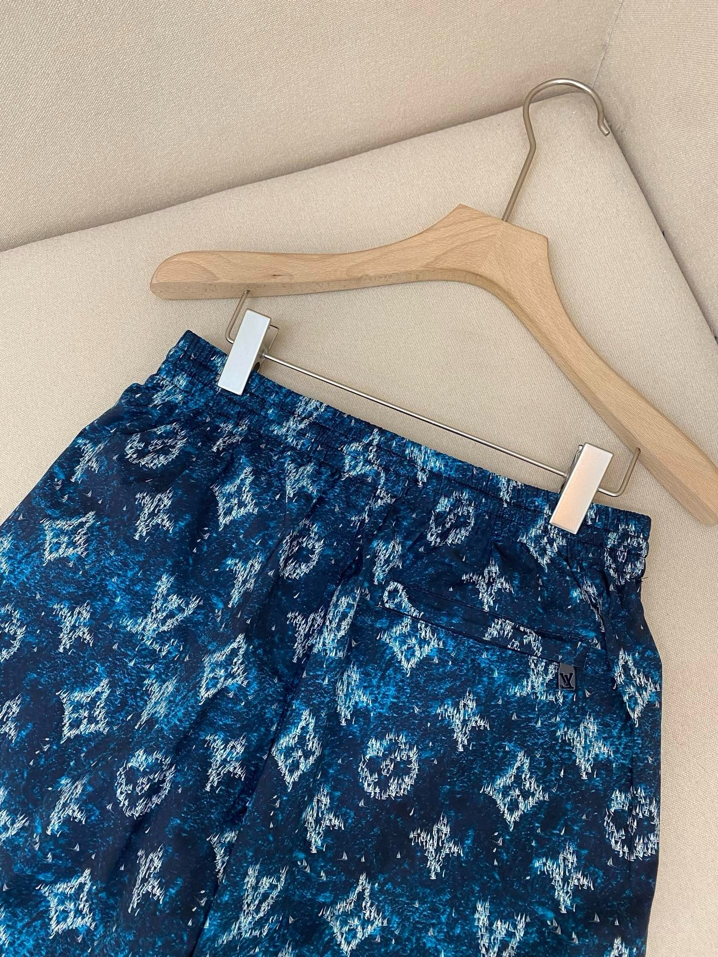 Multi-Colors Short