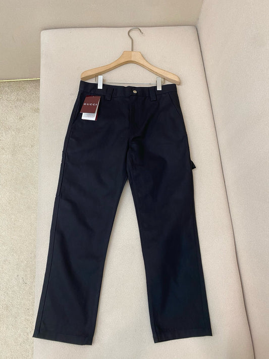 Schwarze Hosen