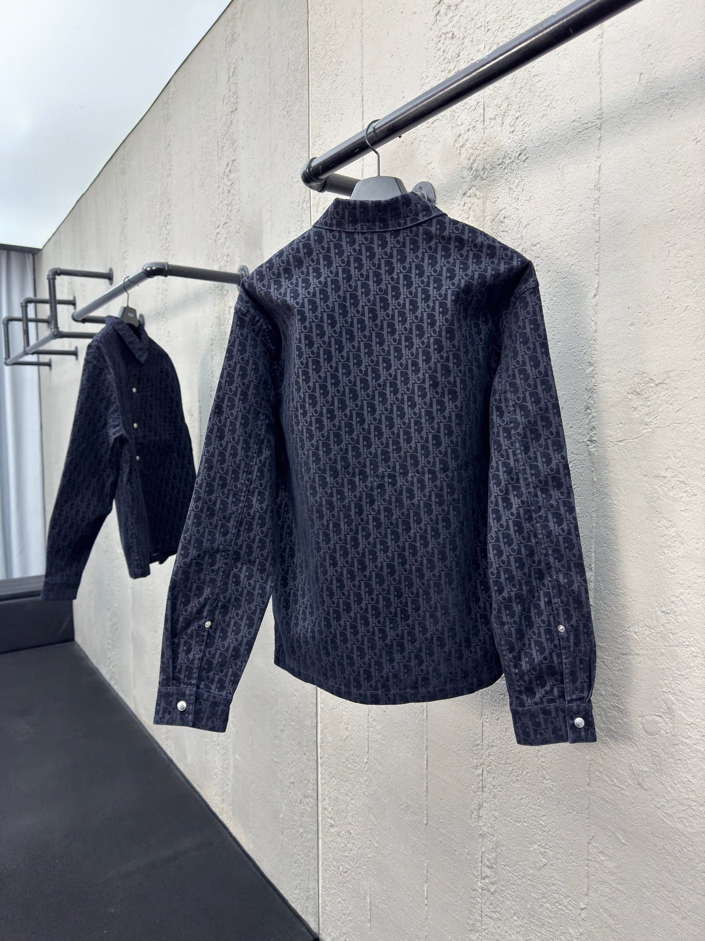 Black Jacket