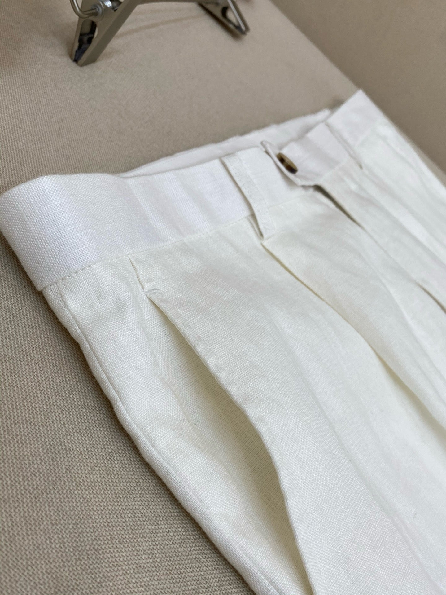 White Pant