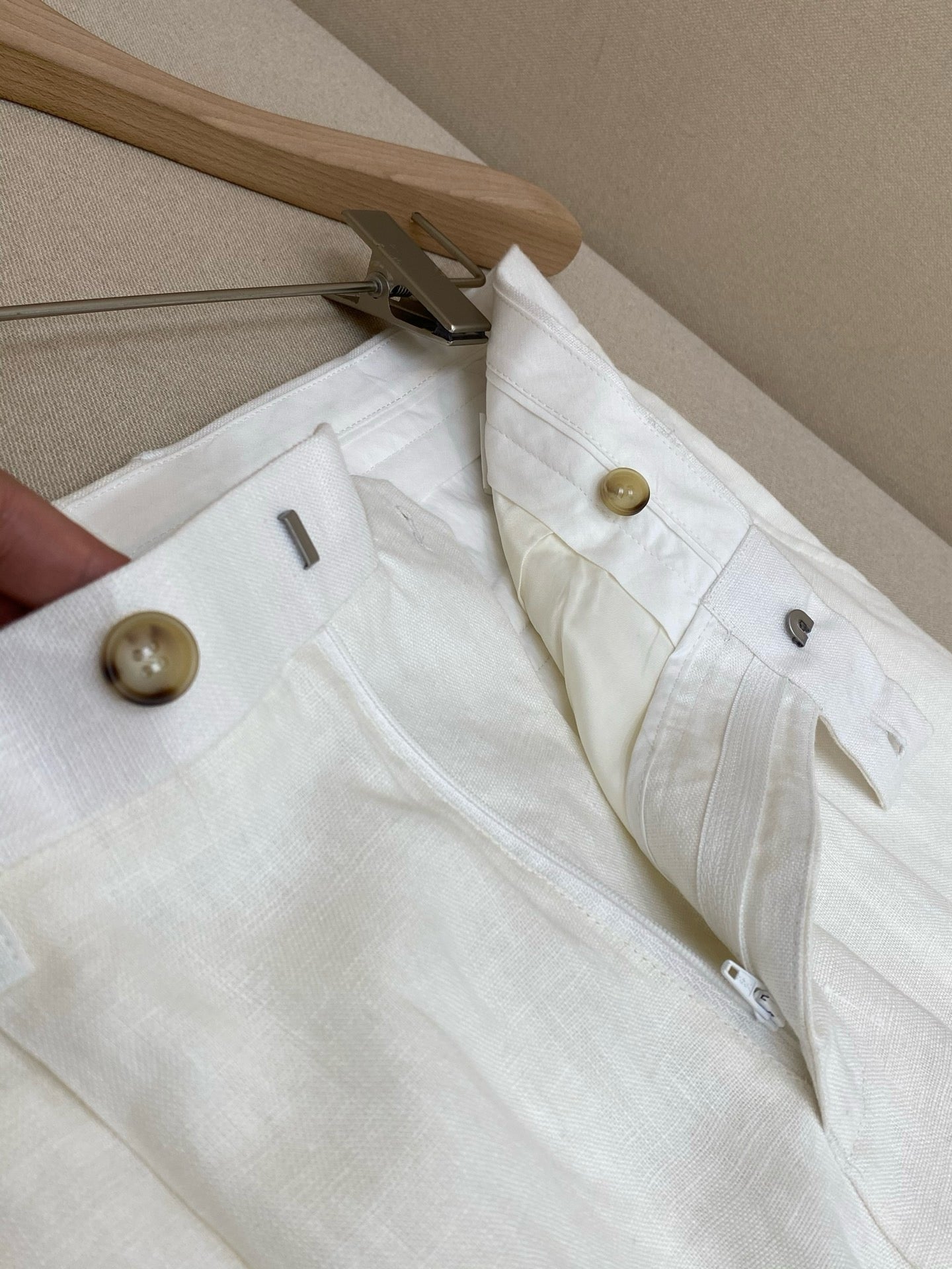 White Pant