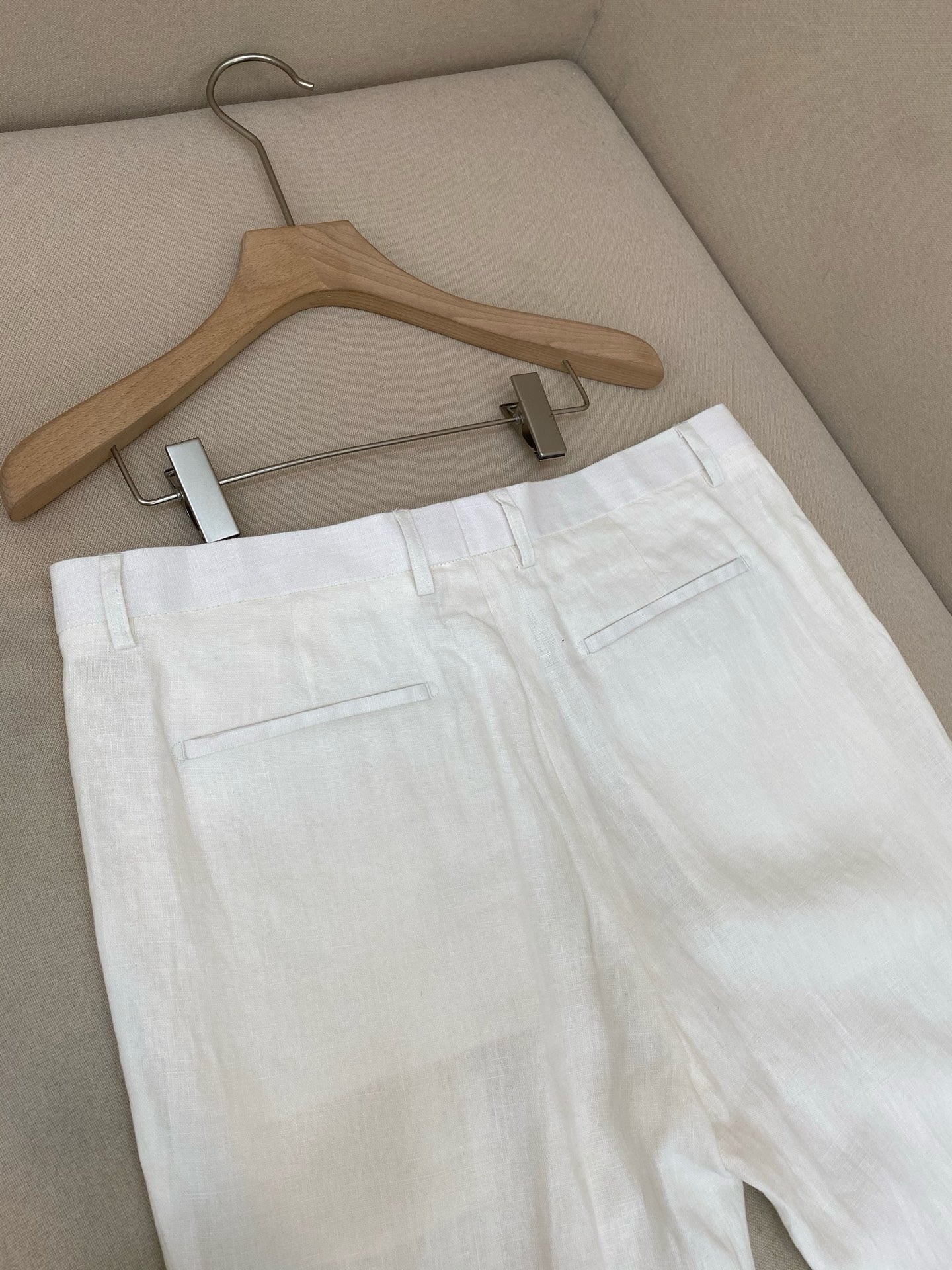 White Pant