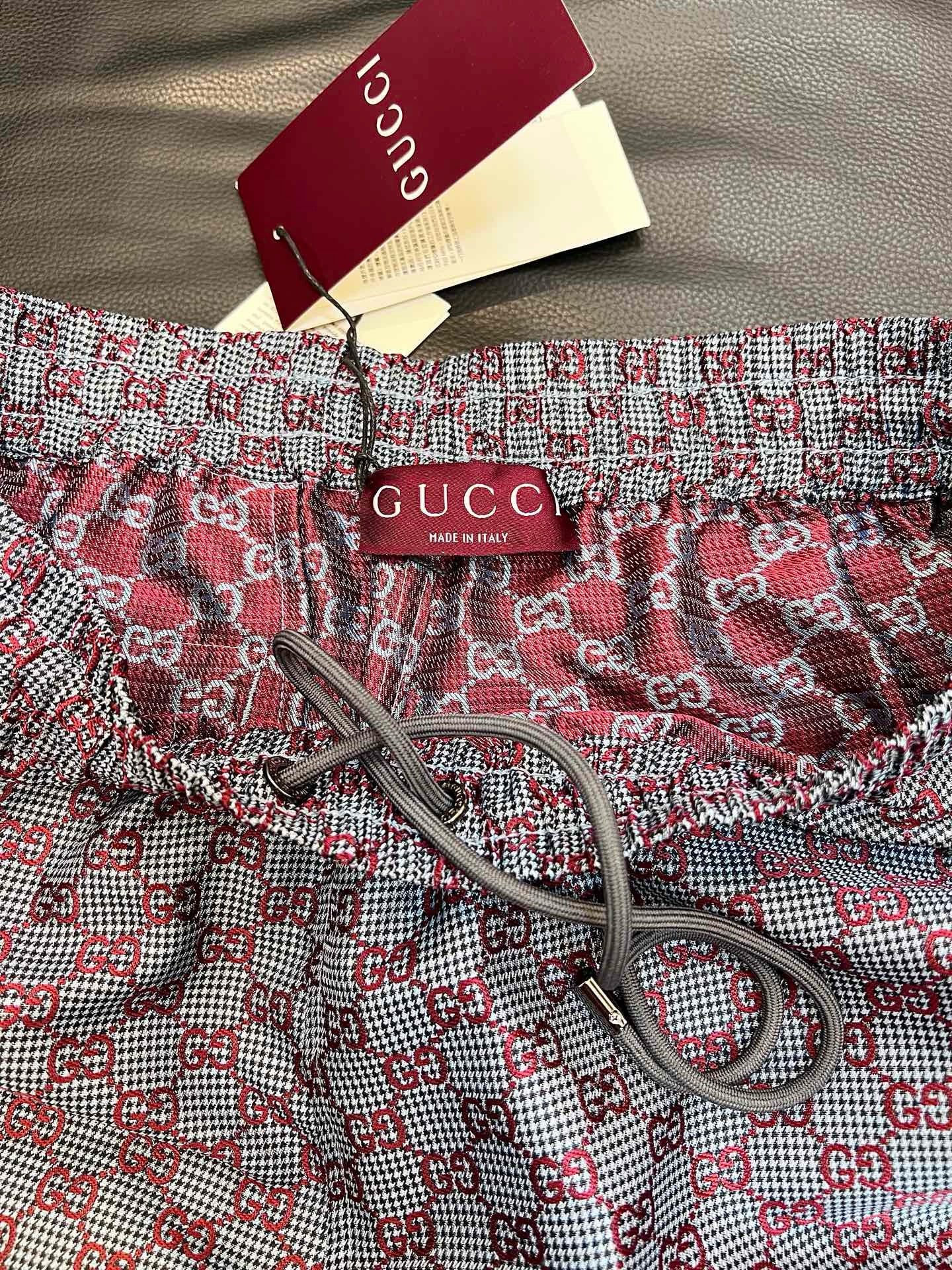 Multi-Colors Short
