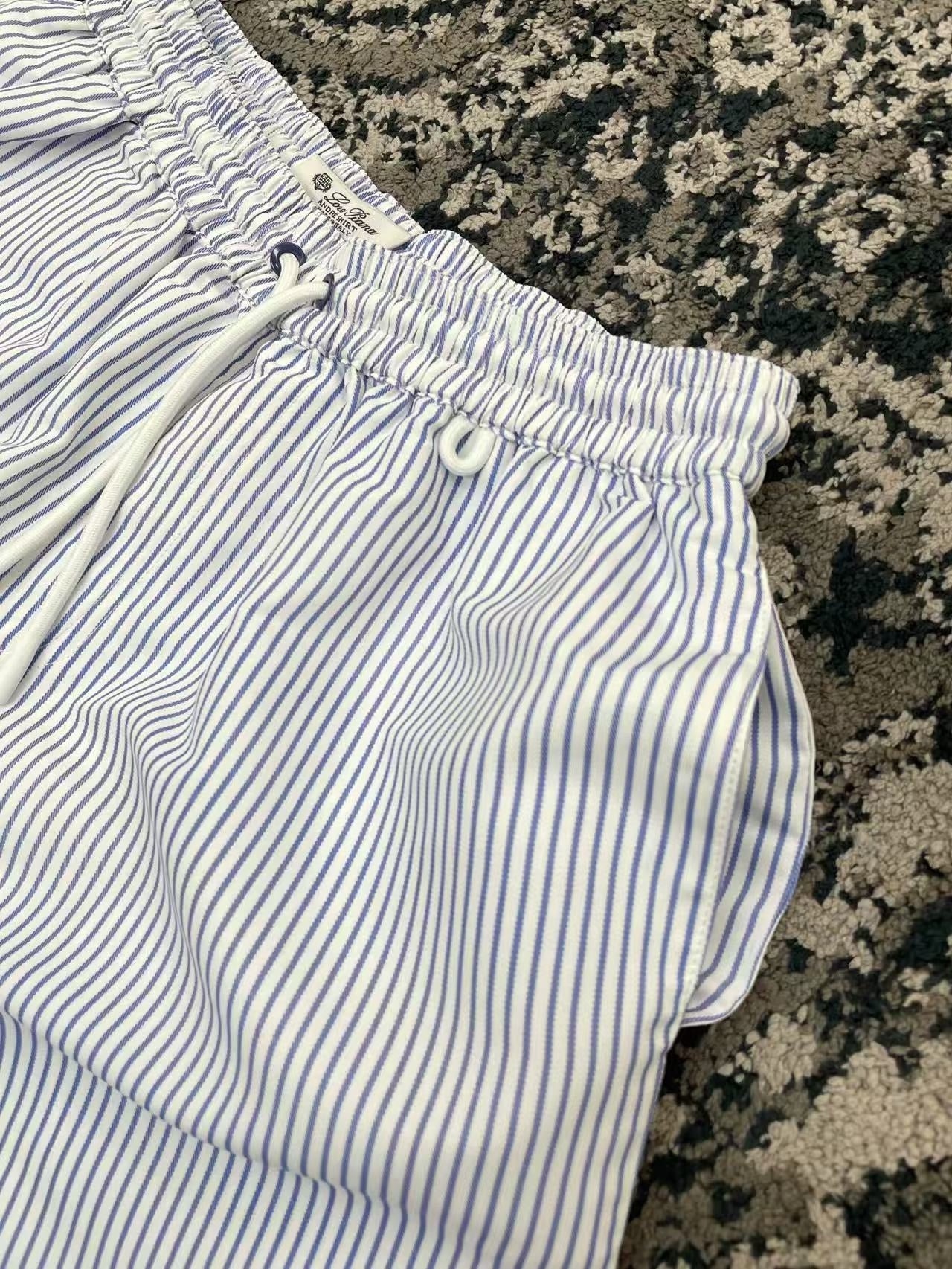 Multi-Colors Short