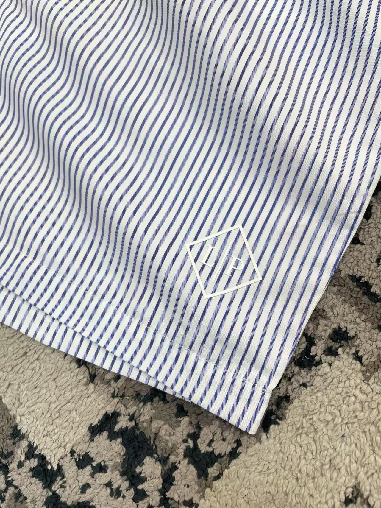 Multi-Colors Short