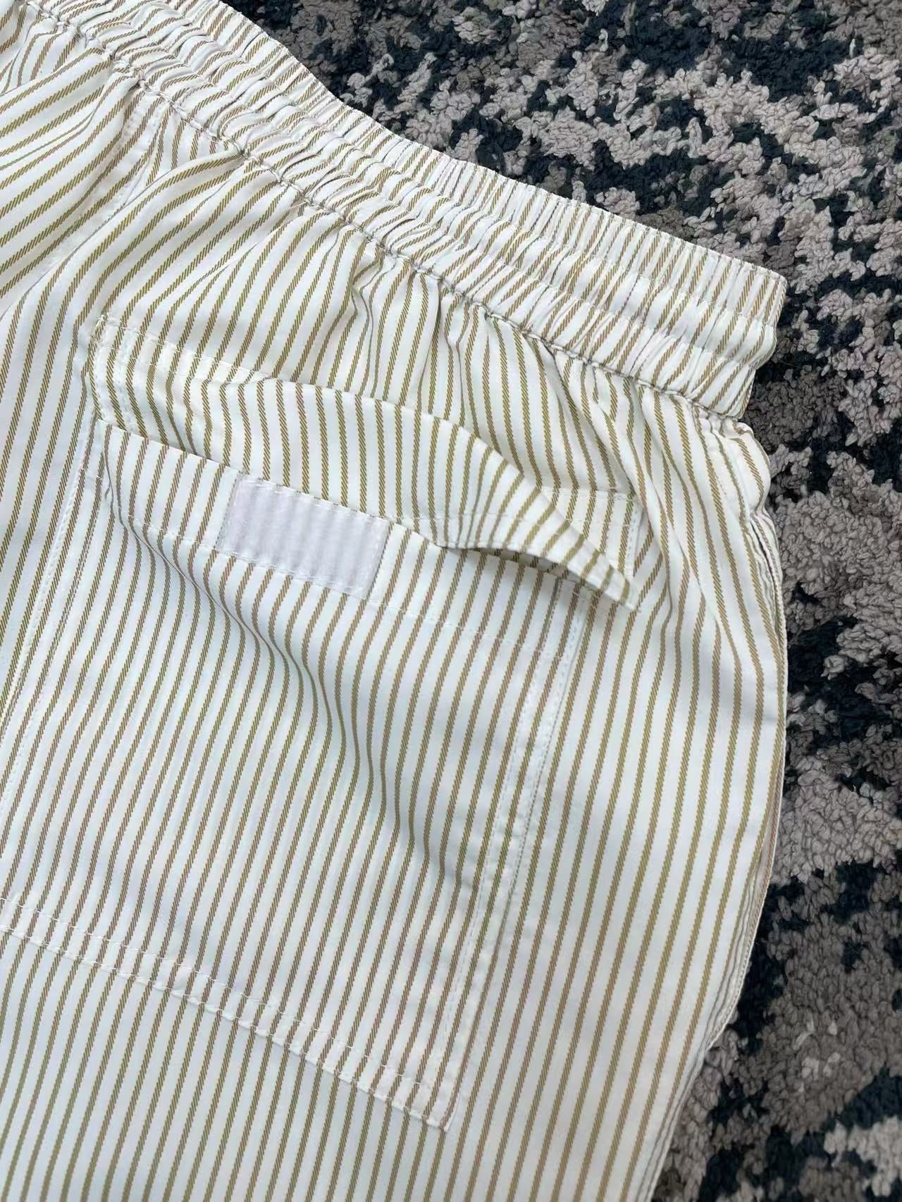 Multi-Colors Short