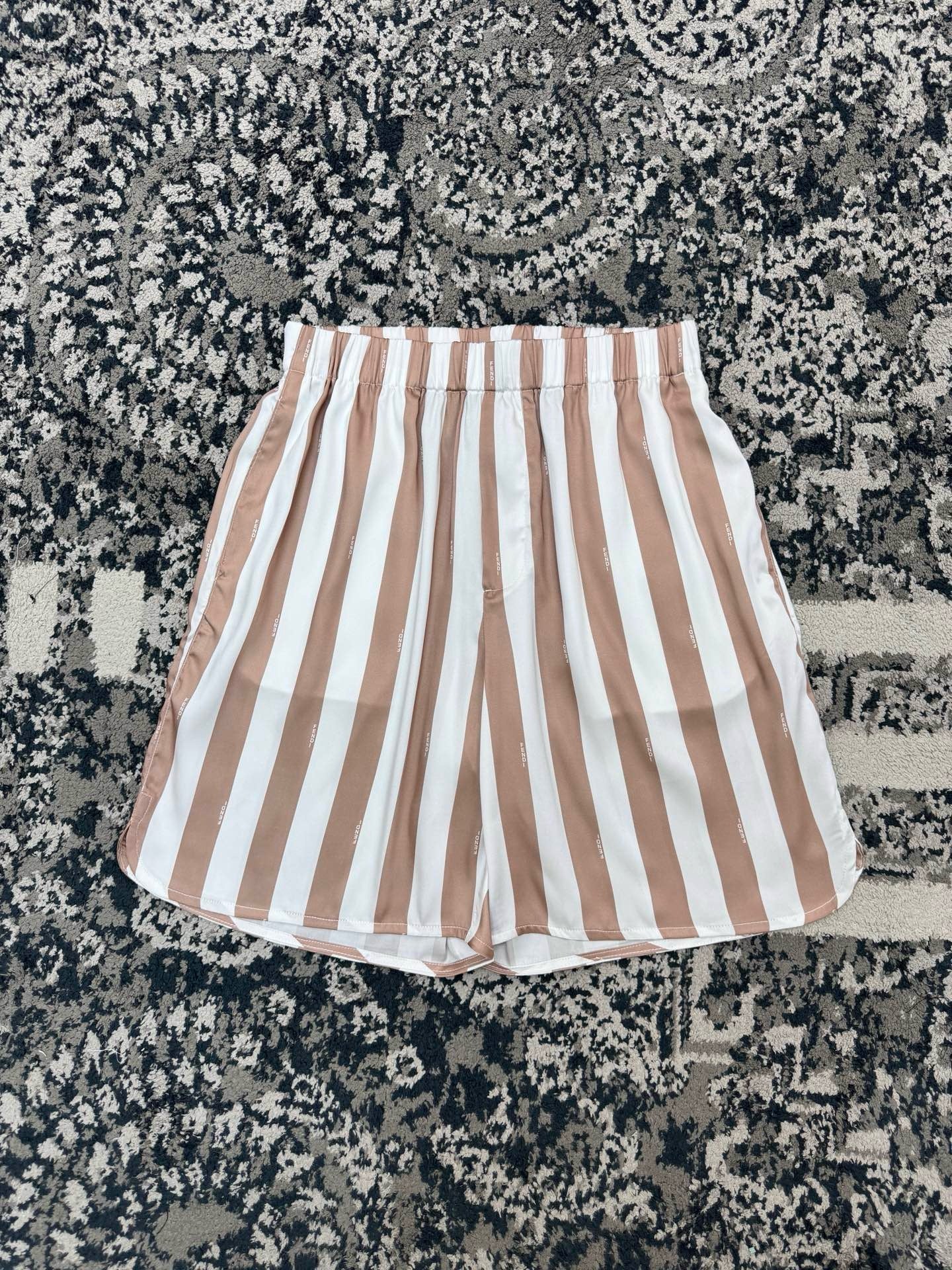 Multi-Colors Short