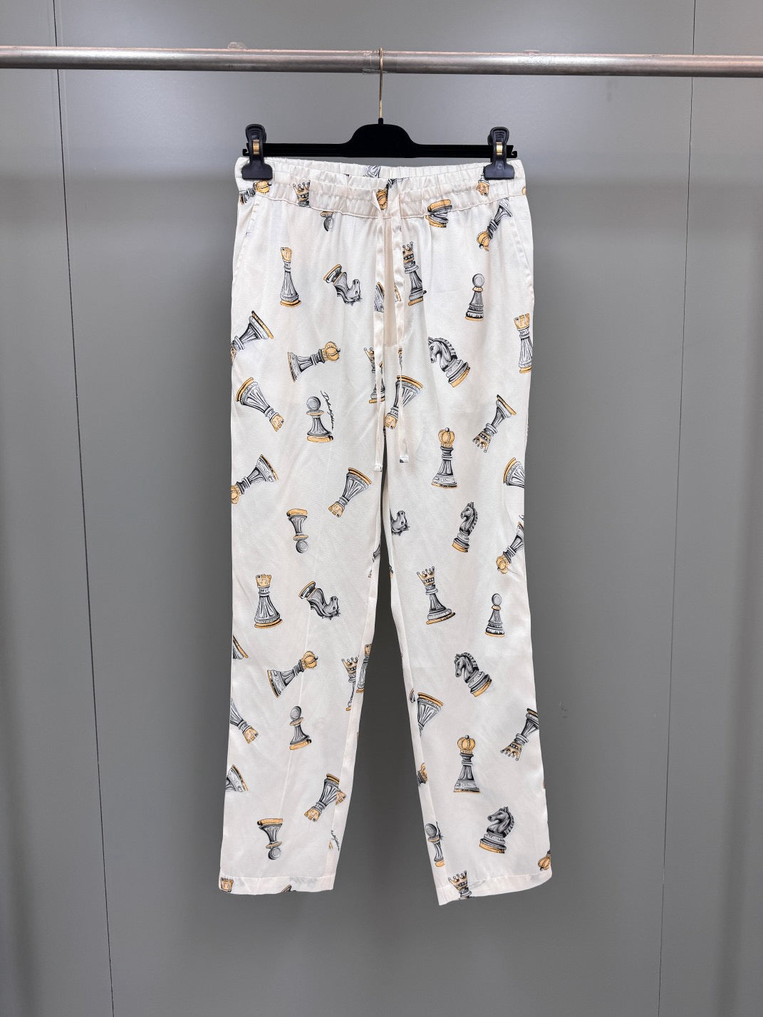 White Pant