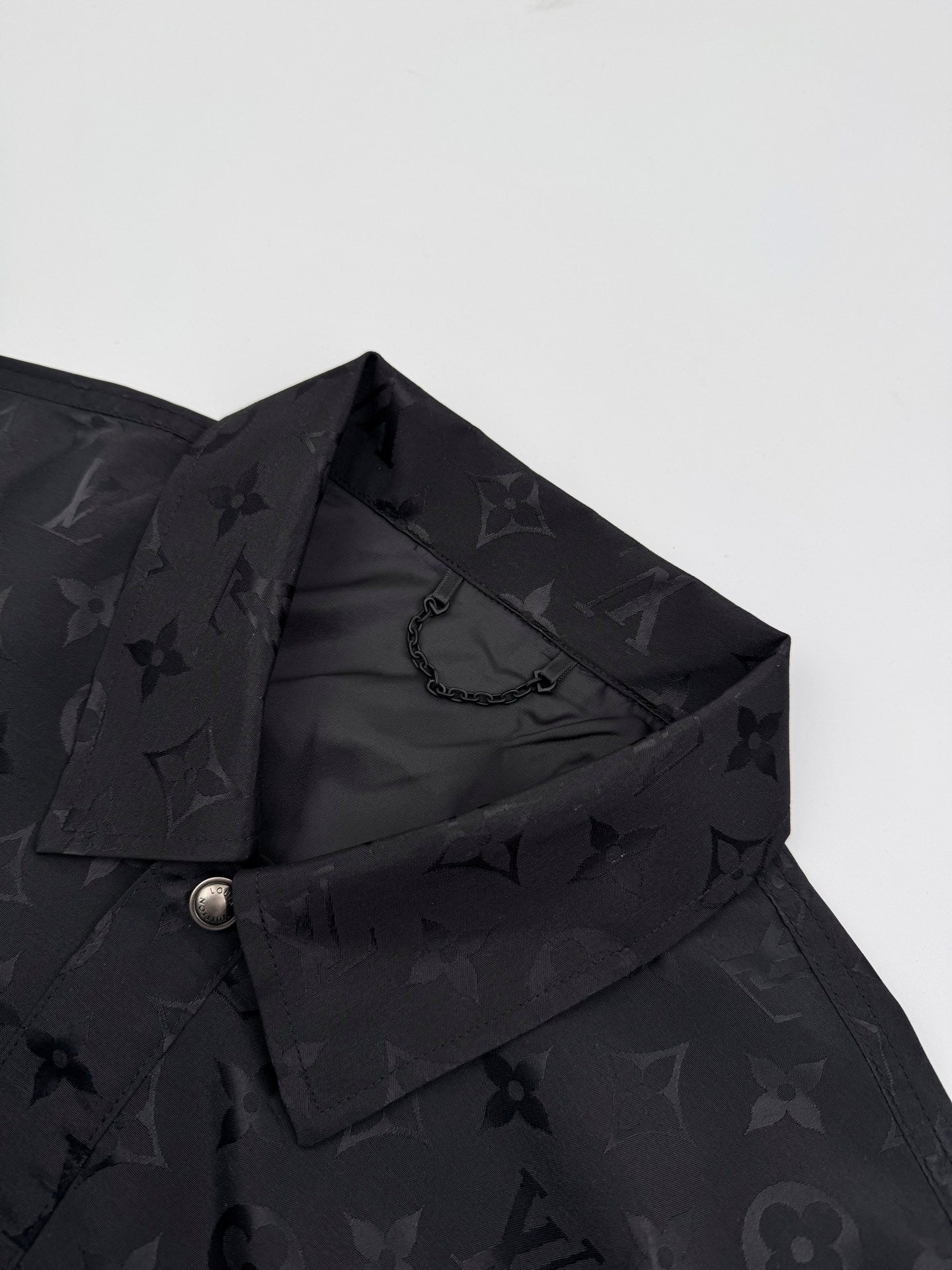 Black Jacket