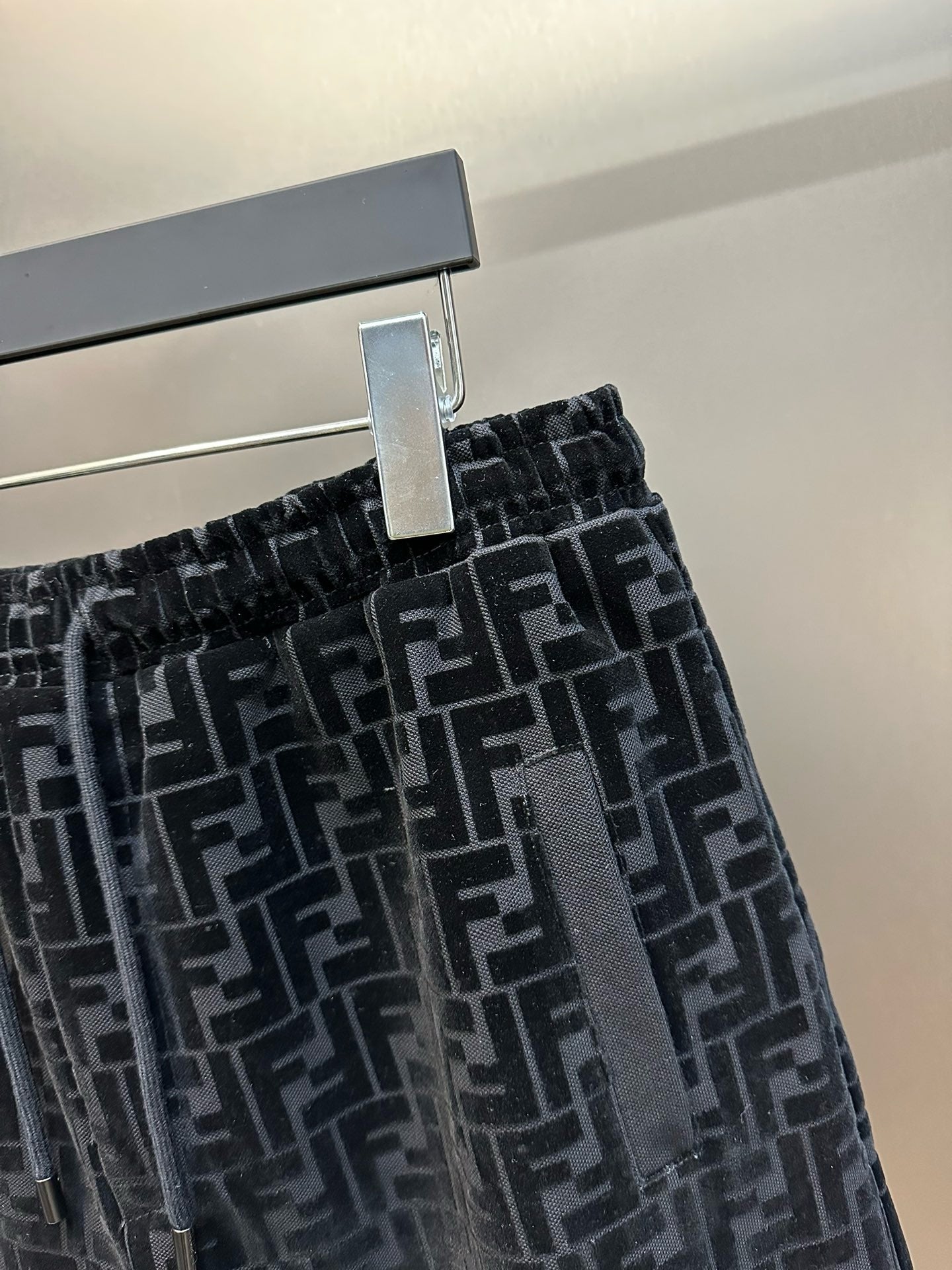 Black Short