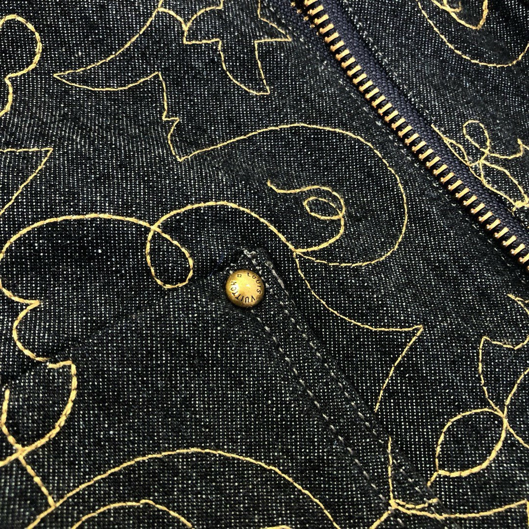 Black Jacket