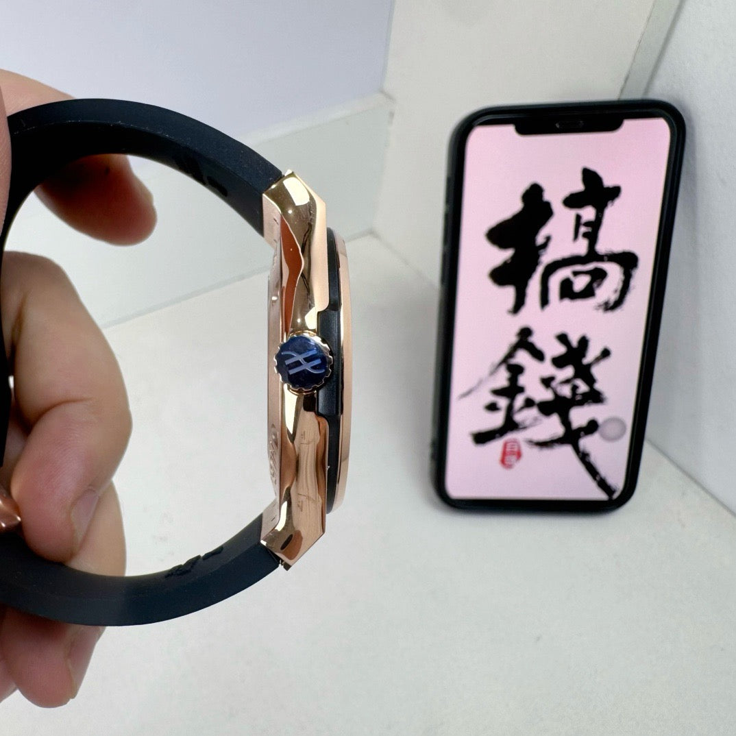 Black Gold Watch
