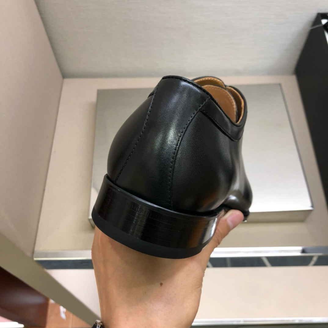 Black Shoes