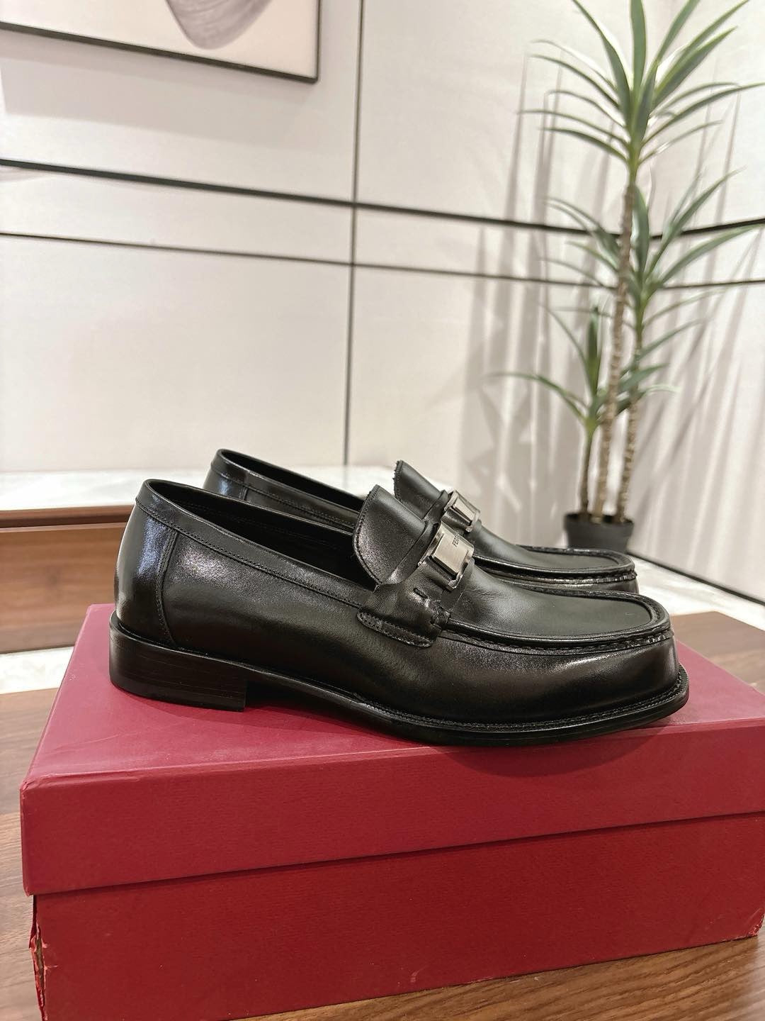 Black Shoes