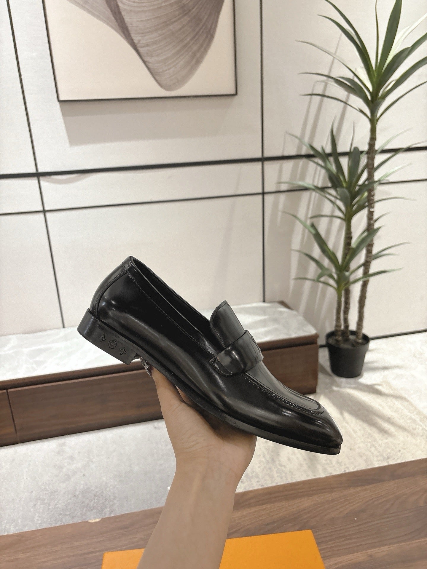 Black Shoes