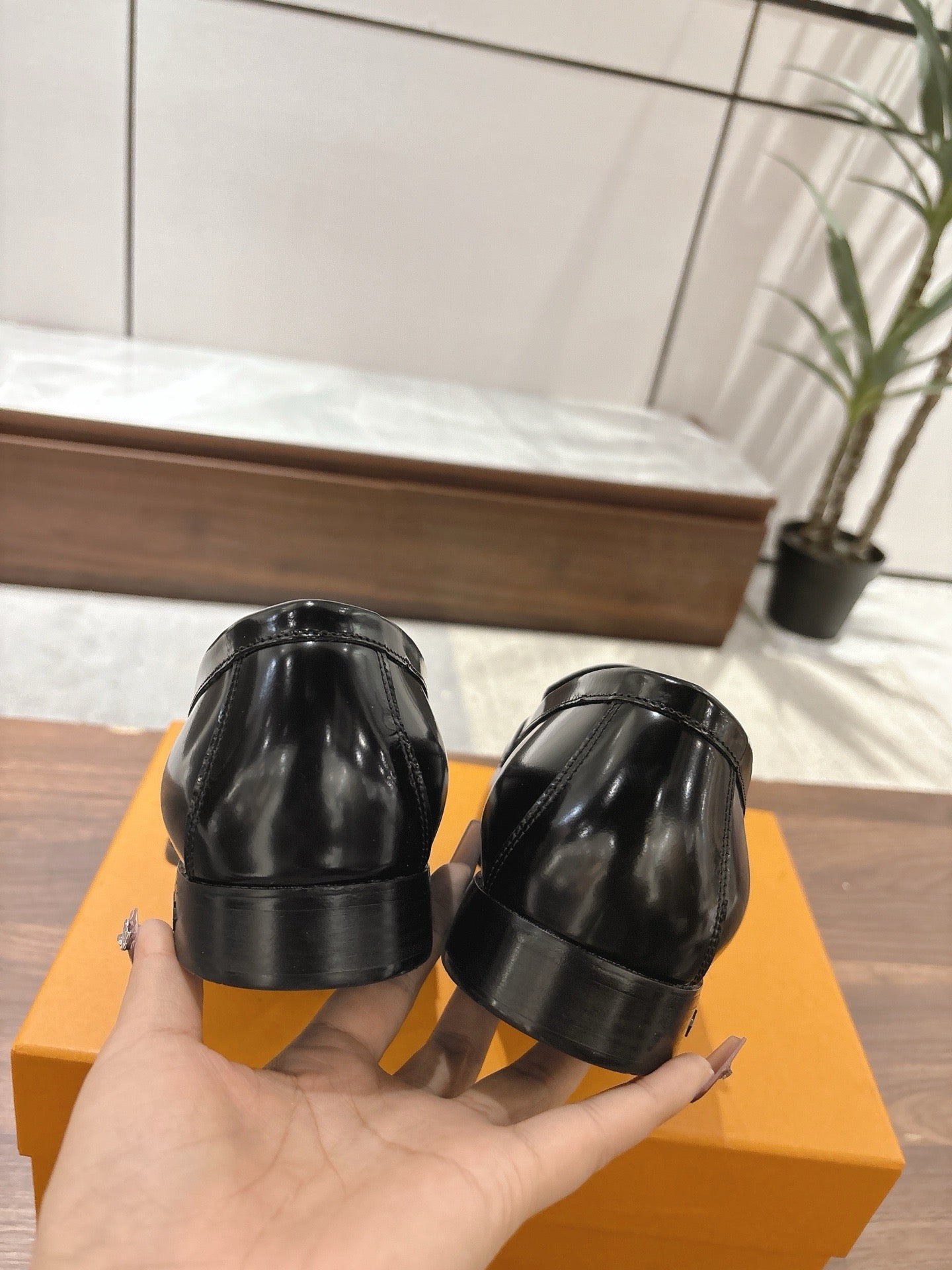 Black Shoes