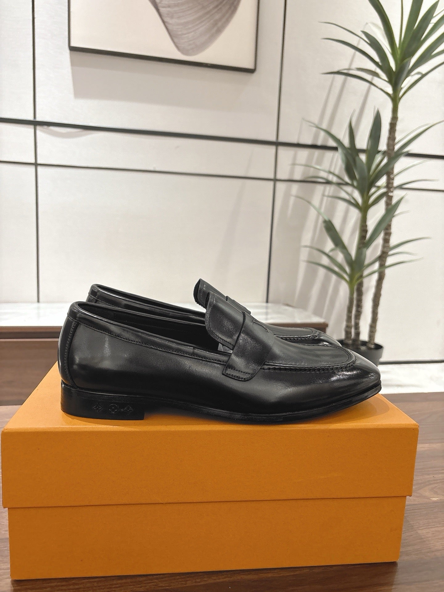 Black Shoes