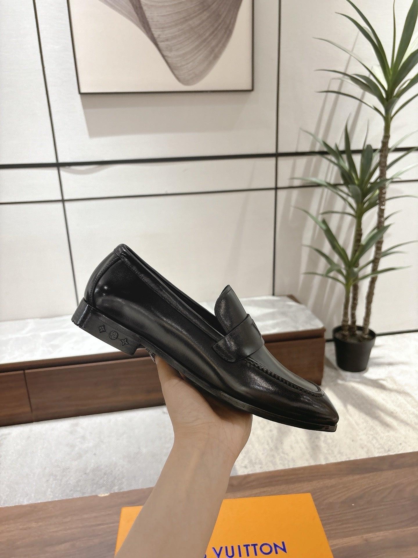 Black Shoes