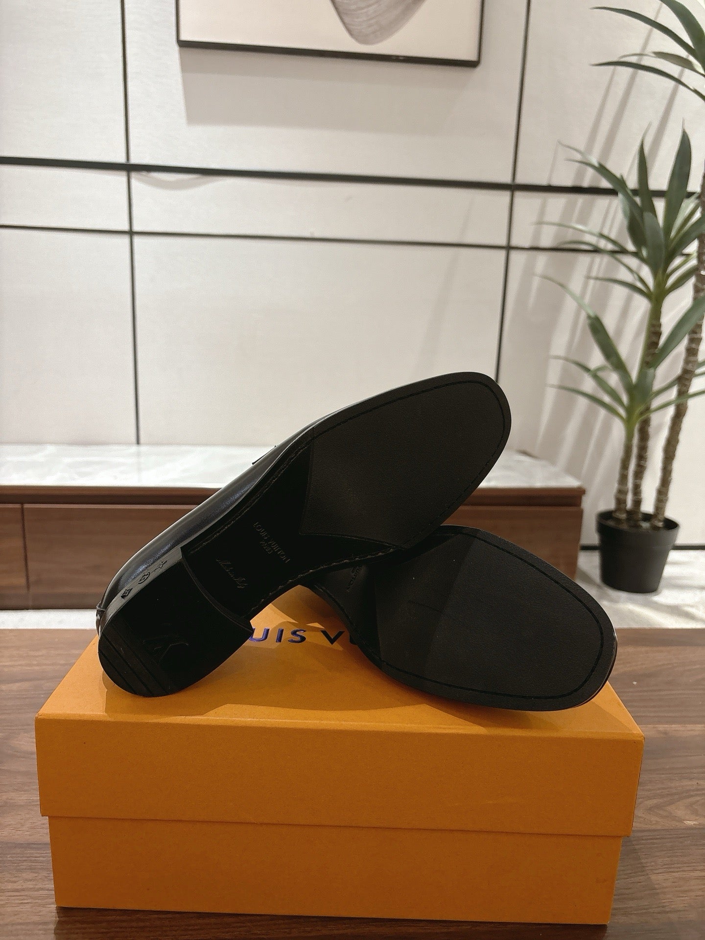 Black Shoes