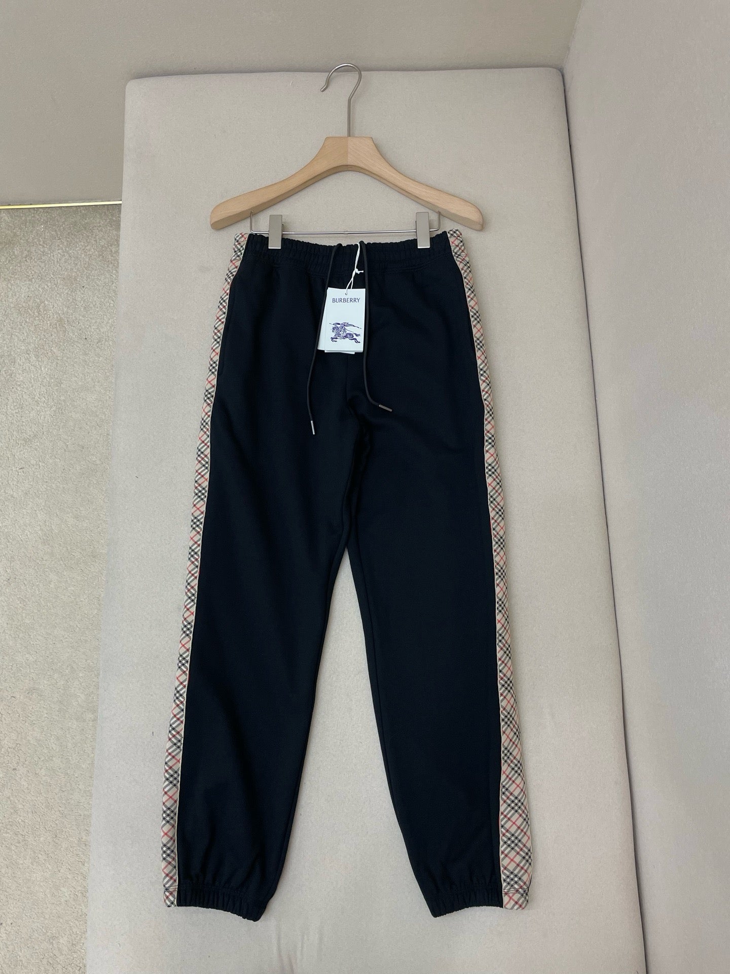 Black Pant