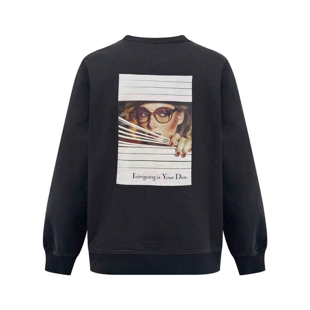 Black Sweatshirt