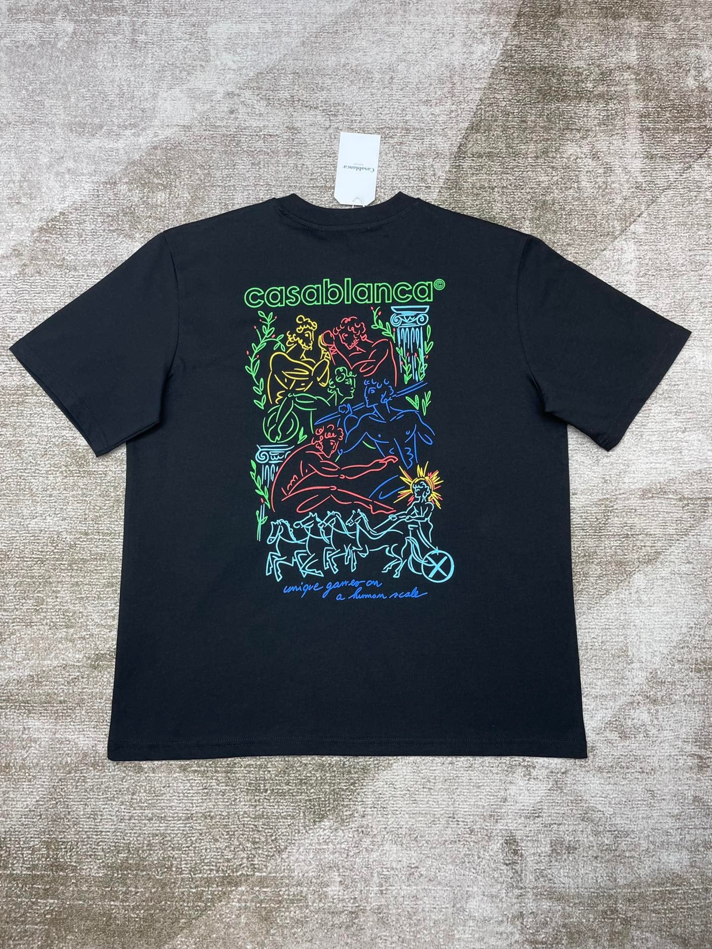 Camiseta en blanco y negro
