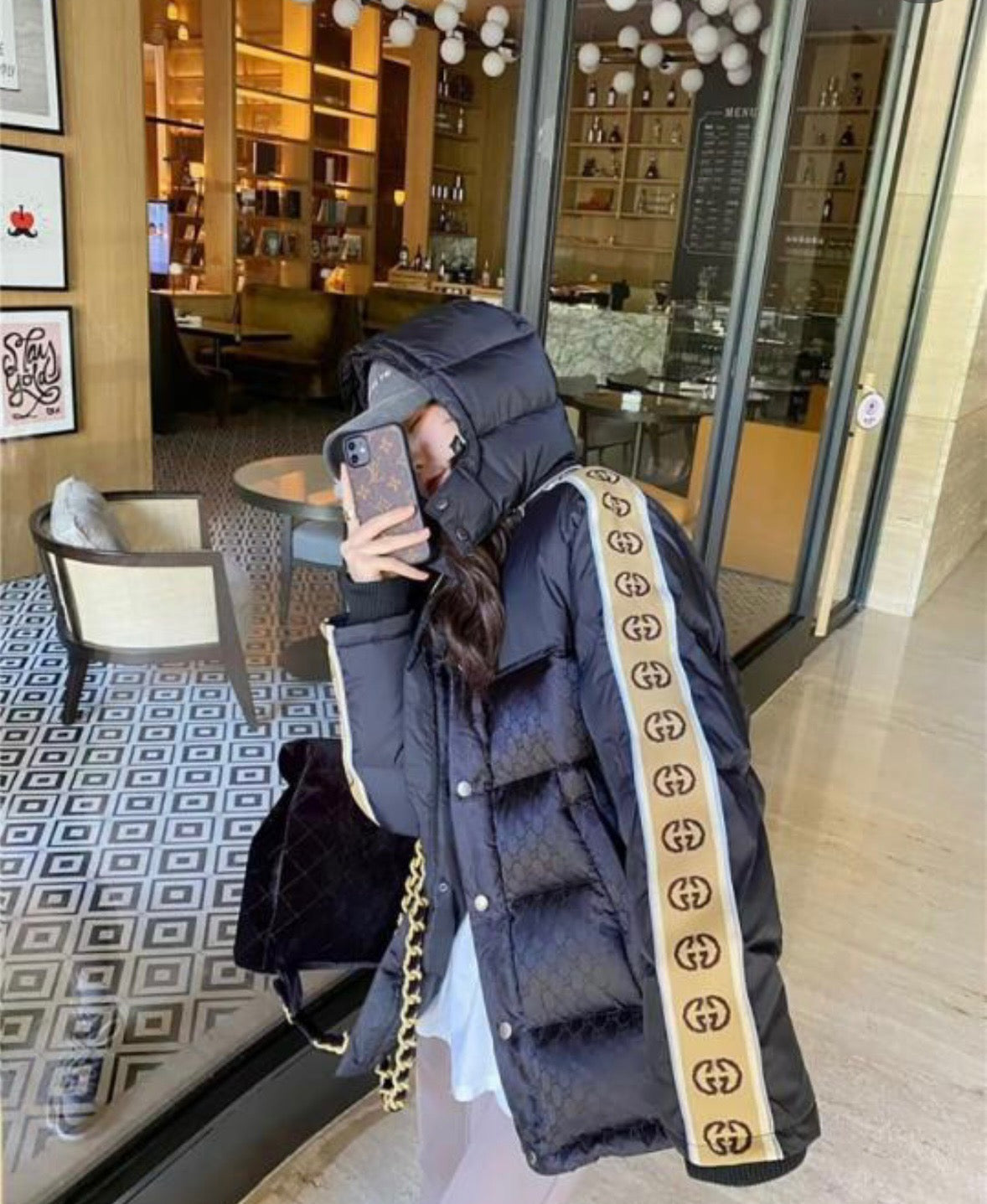 سترة سوداء