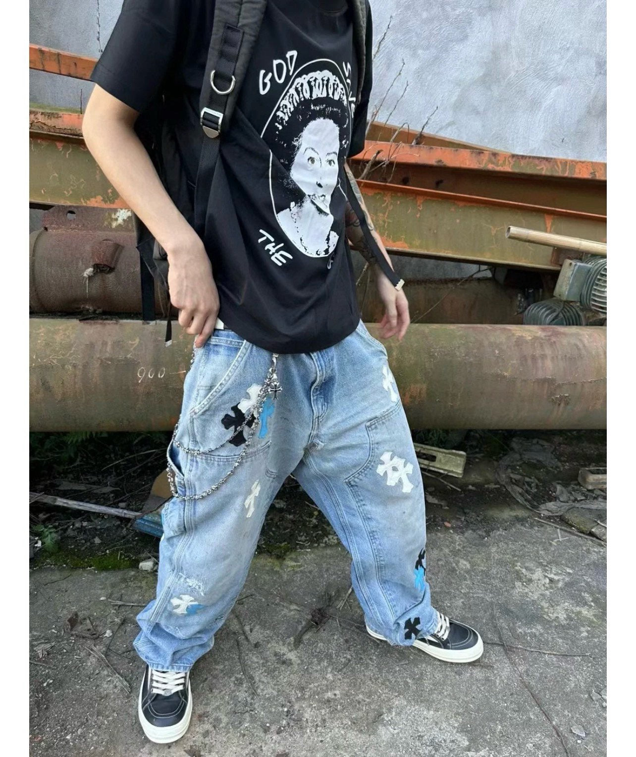camiseta negra