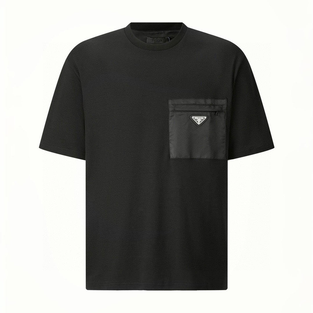 White T-shirt - Size M