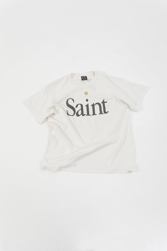 weißes T-Shirt