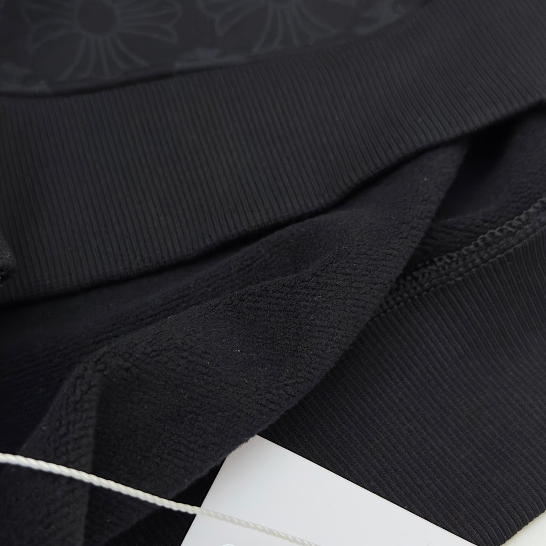 Chaqueta blanca y negra