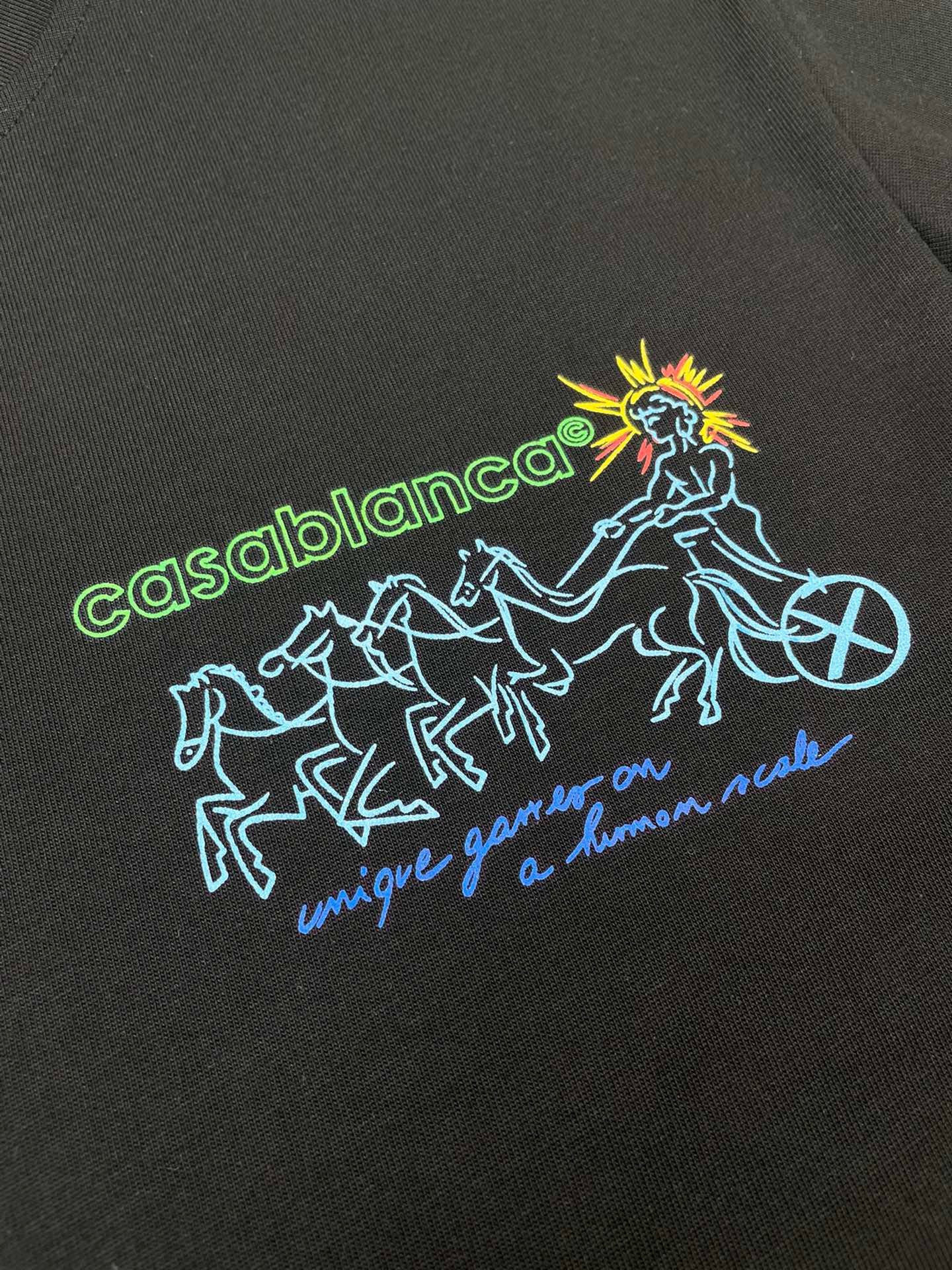 Camiseta en blanco y negro