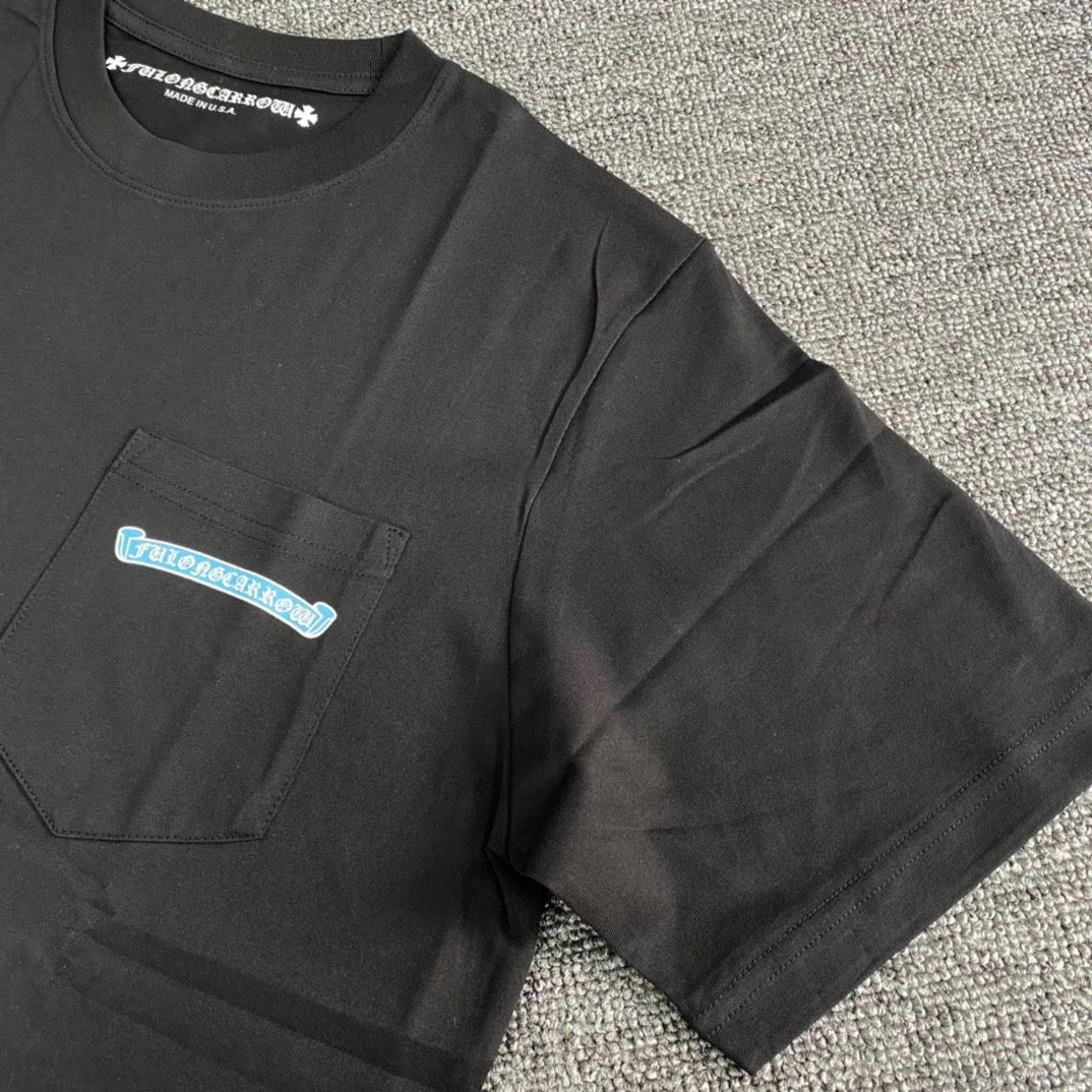 Camiseta en blanco y negro