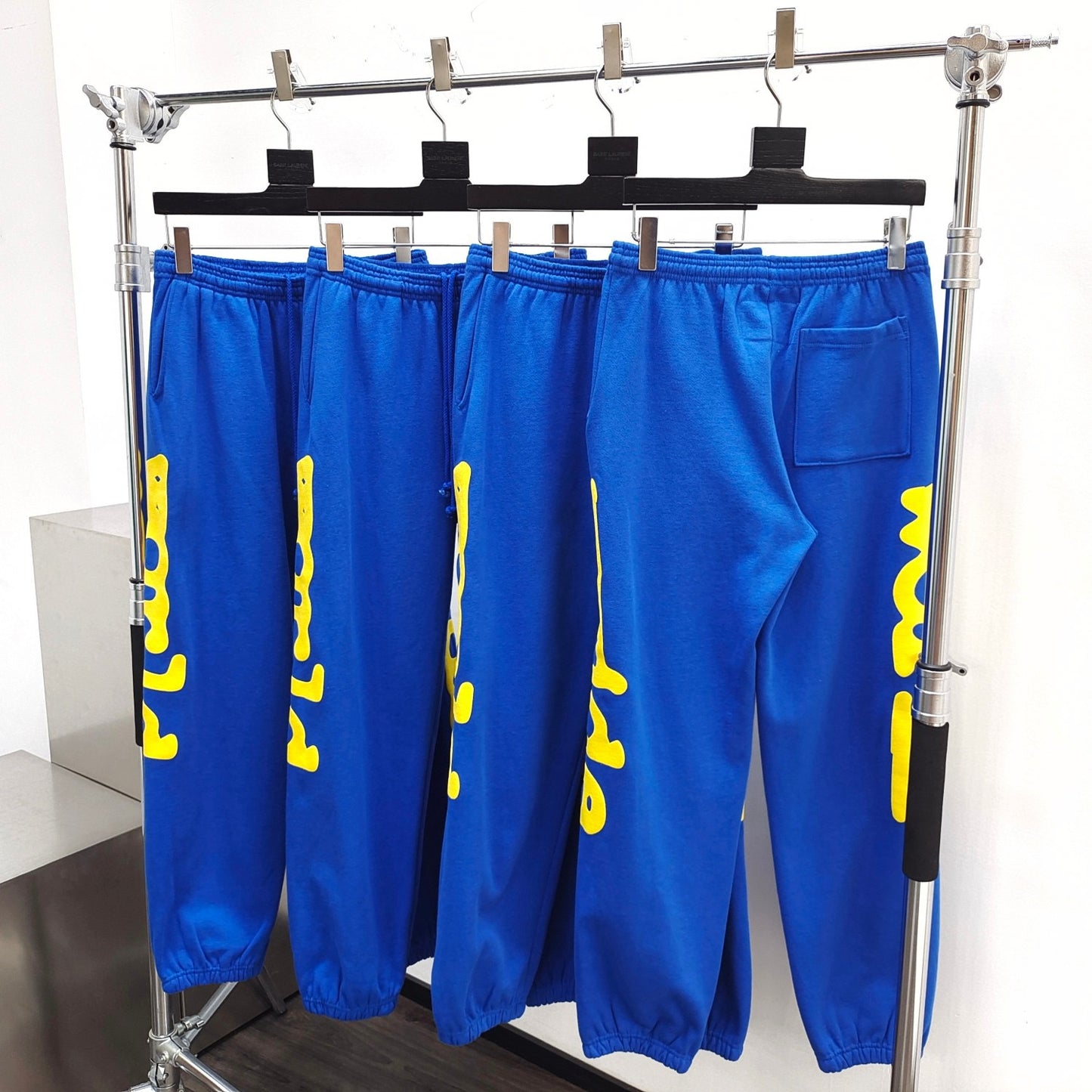 Blaue Hose