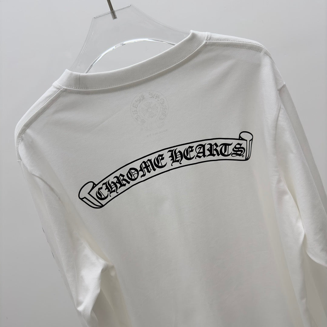 Camiseta en blanco y negro