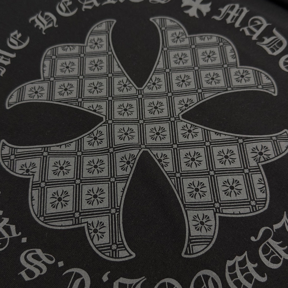 Schwarzes T-Shirt