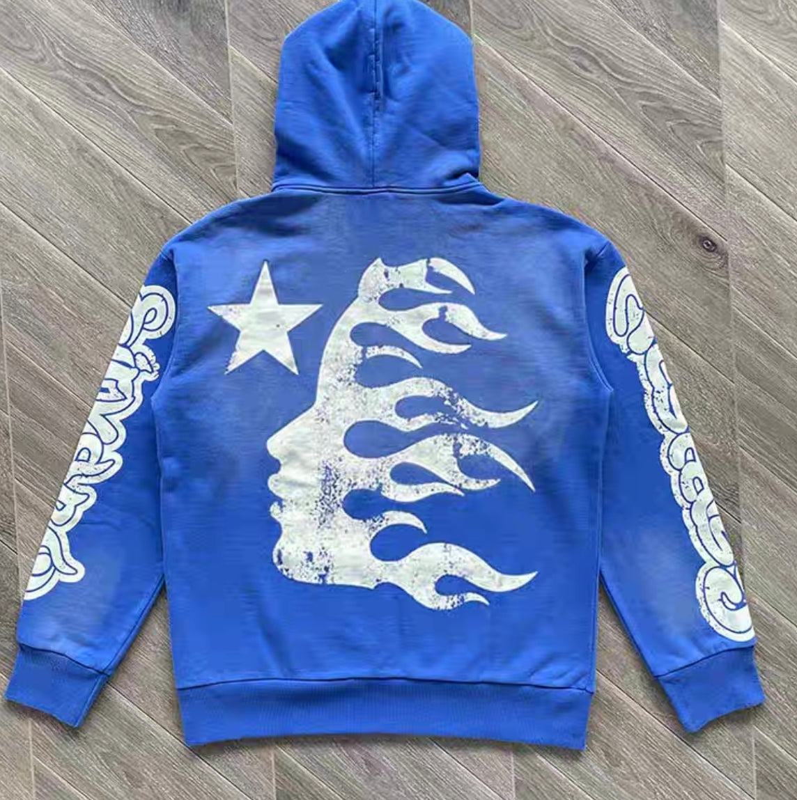 Blauer Hoodie mit Hose