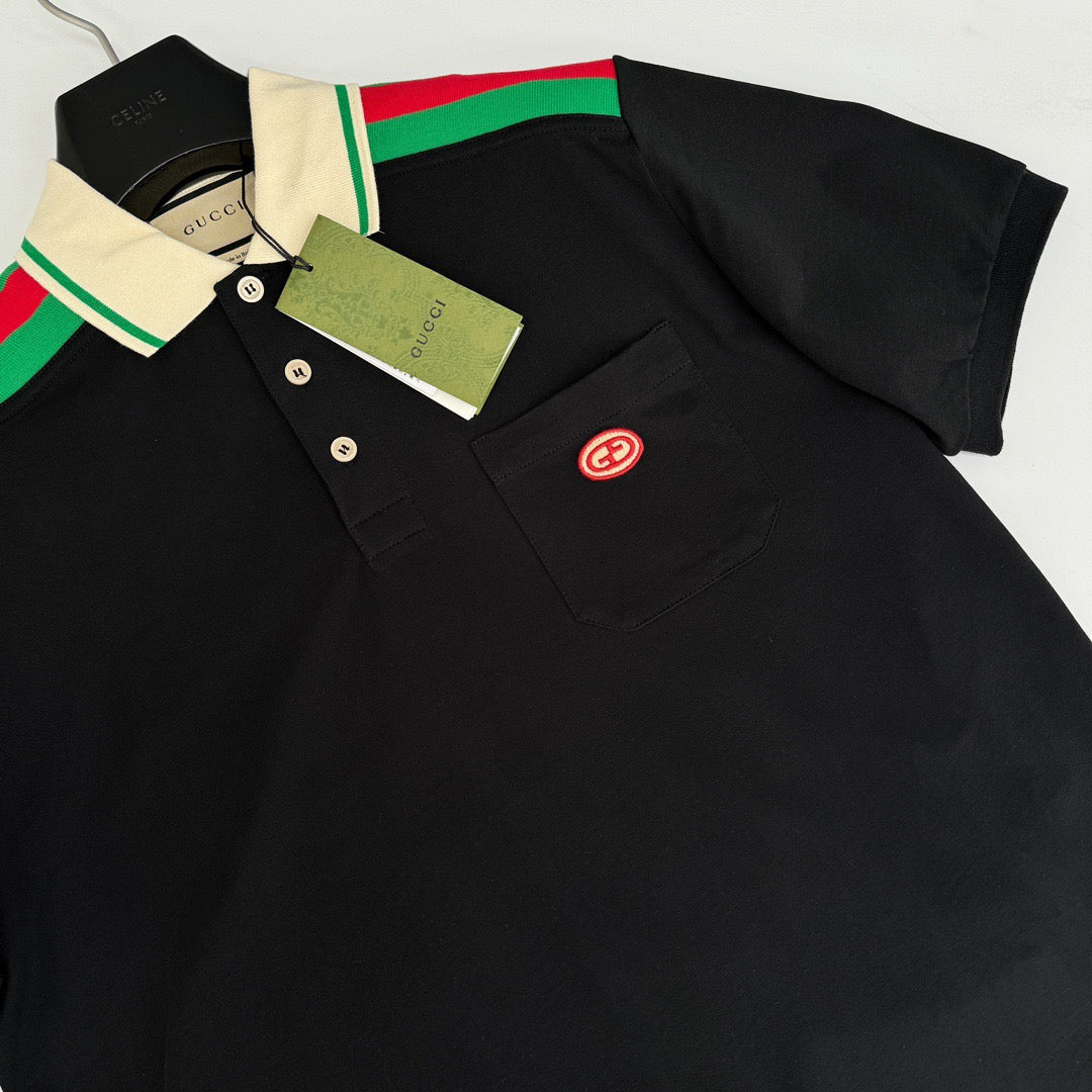 Schwarzes Polo