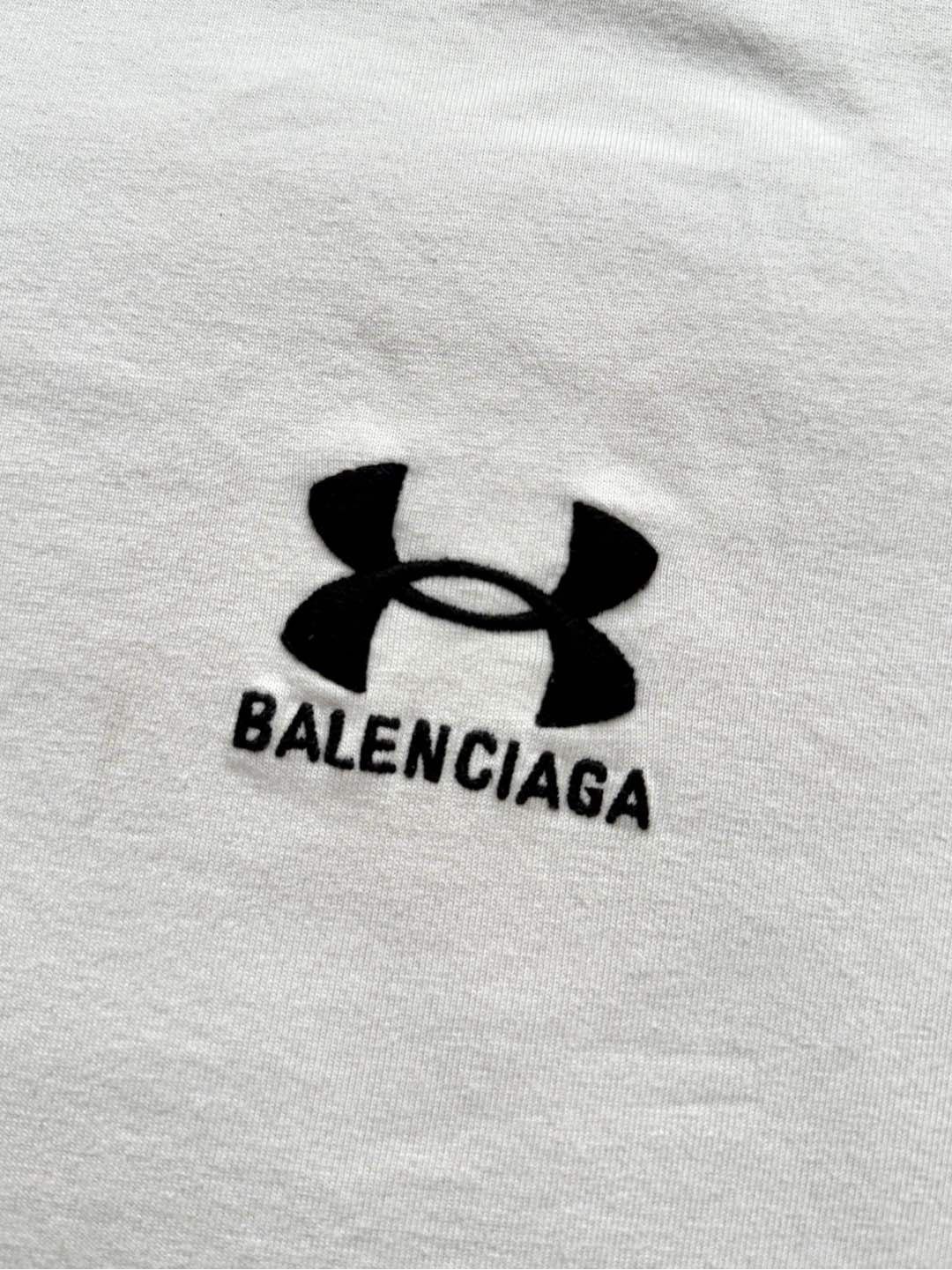 Weißes T-Shirt